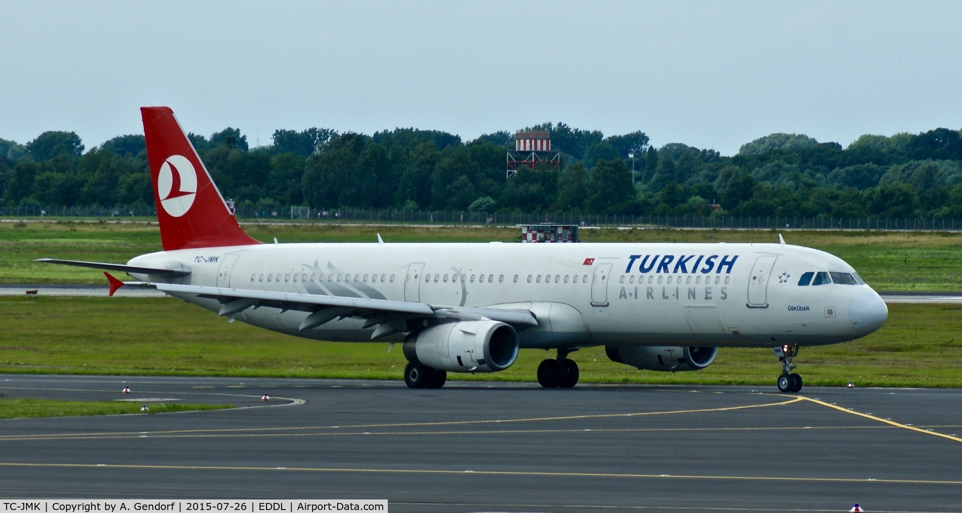 TC-JMK, 2008 Airbus A321-232 C/N 3738, Turkish Airlines, is here at Düsseldorf Int'l(EDDL)