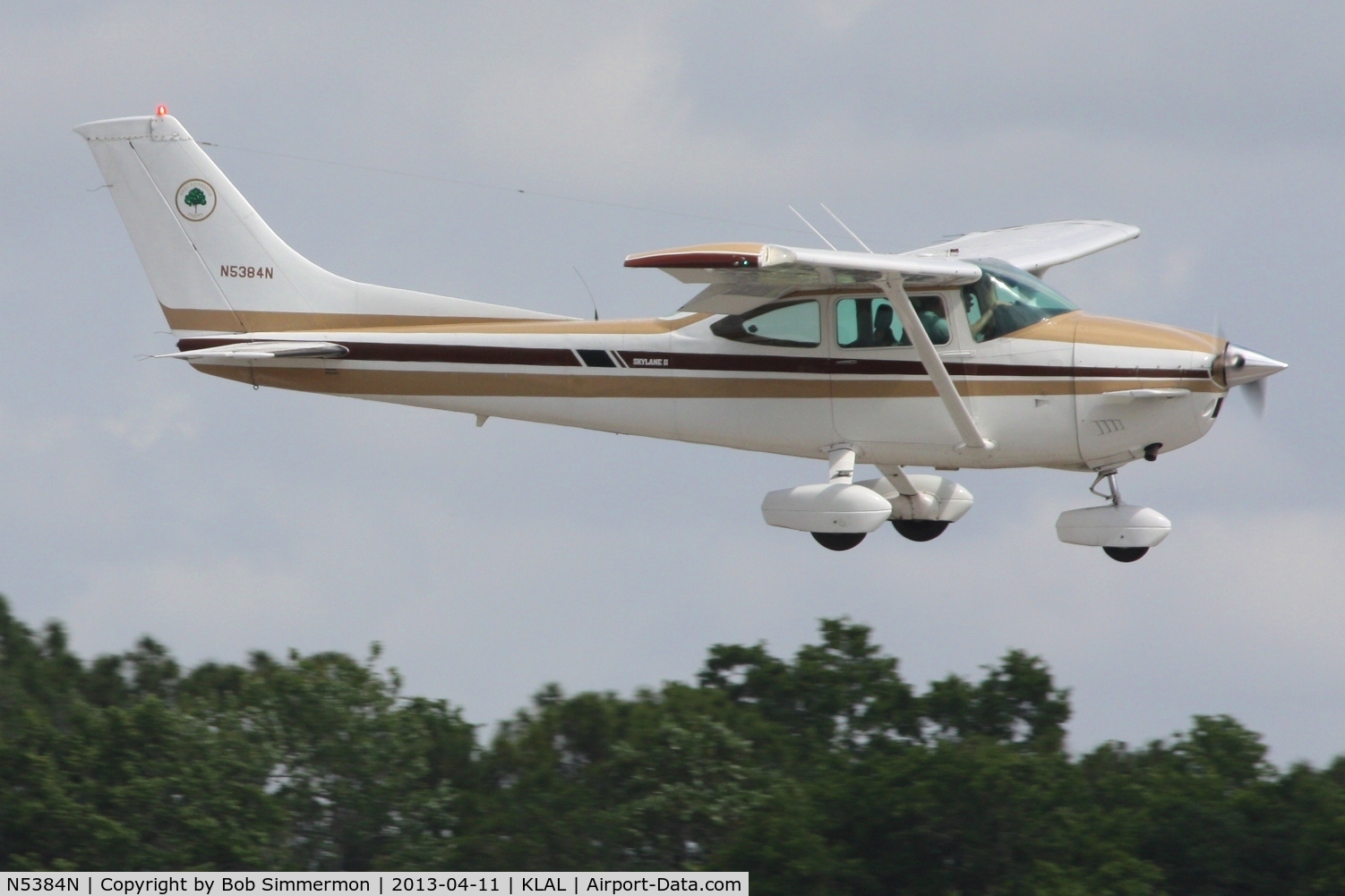 N5384N, Cessna 182Q Skylane C/N 18267679, Arriving at Lakeland, FL - Sun N Fun 2013