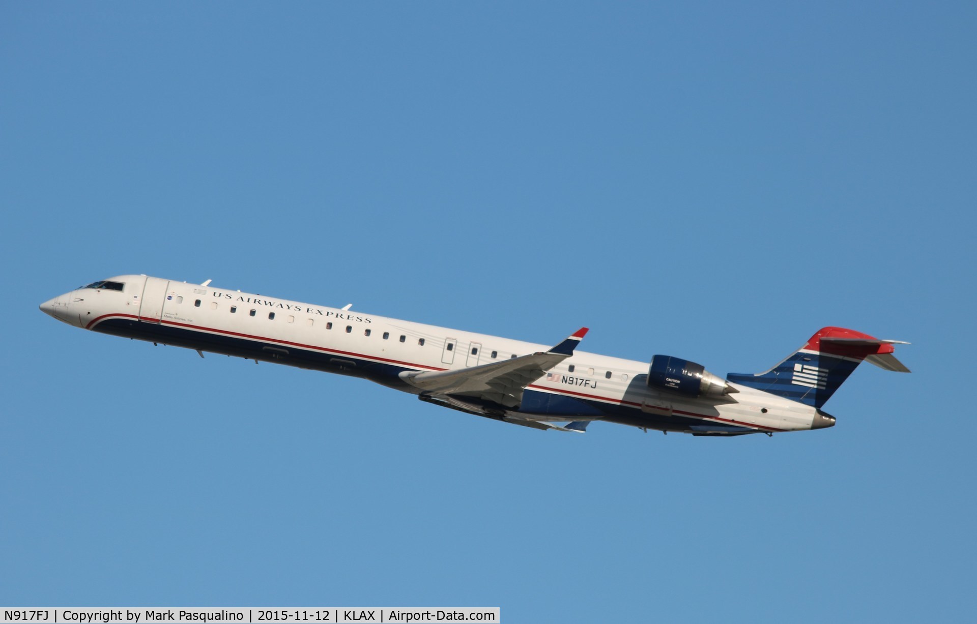 N917FJ, 2004 Bombardier CRJ-900ER (CL-600-2D24) C/N 15017, CL600-2D24