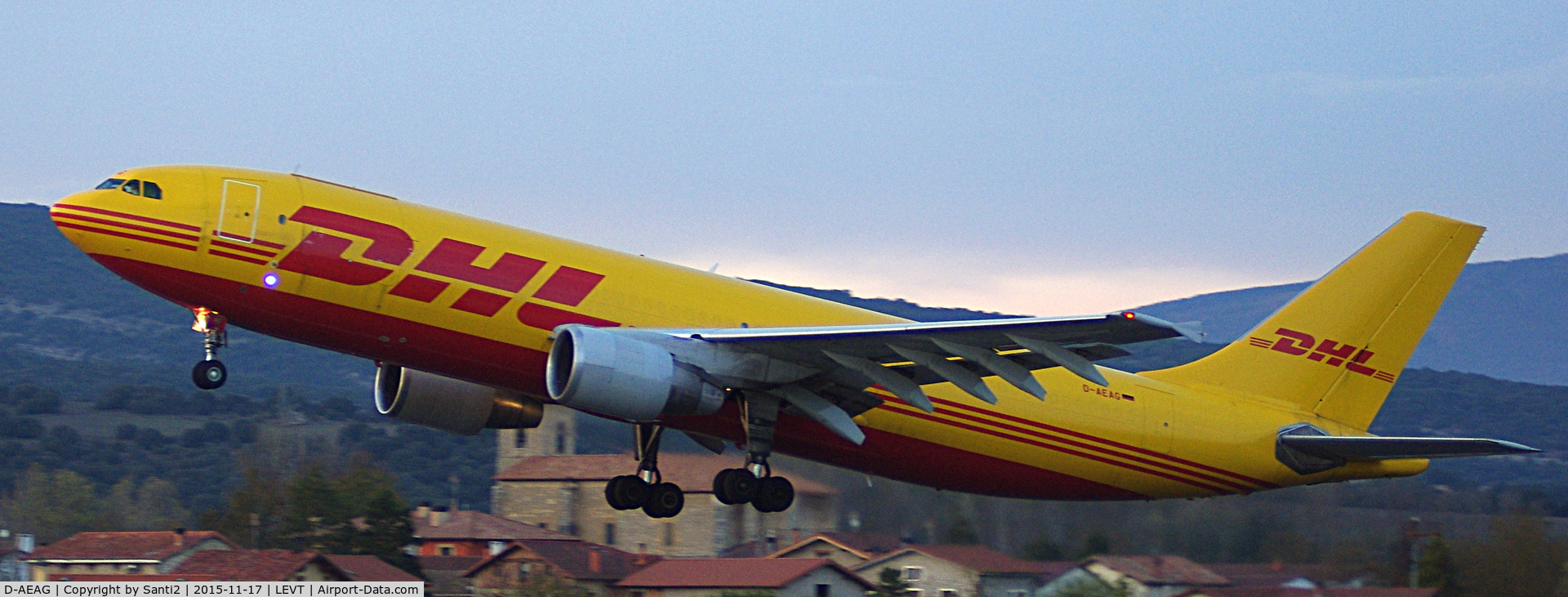 D-AEAG, 1991 Airbus A300B4-622R(F) C/N 621, Taking off to Lisbon (LPPT).