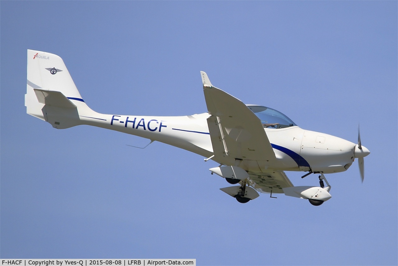 F-HACF, Aquila A210 (AT01) C/N AT01-125, Aquila A210 (AT01), On final rwy 07R, Brest-Bretagne Airport (LFRB-BES)