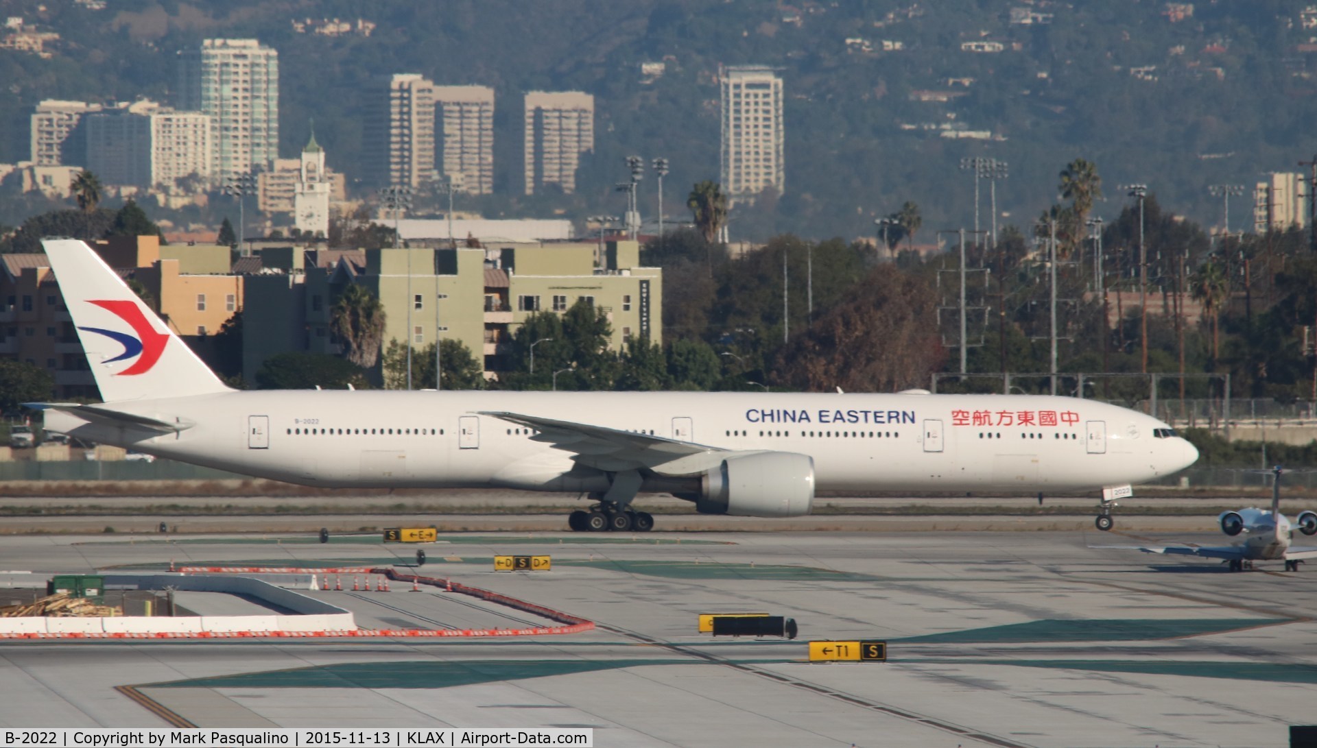 B-2022, 2015 Boeing 777-39P/ER C/N 43274, Boeing 777-39P(ER)