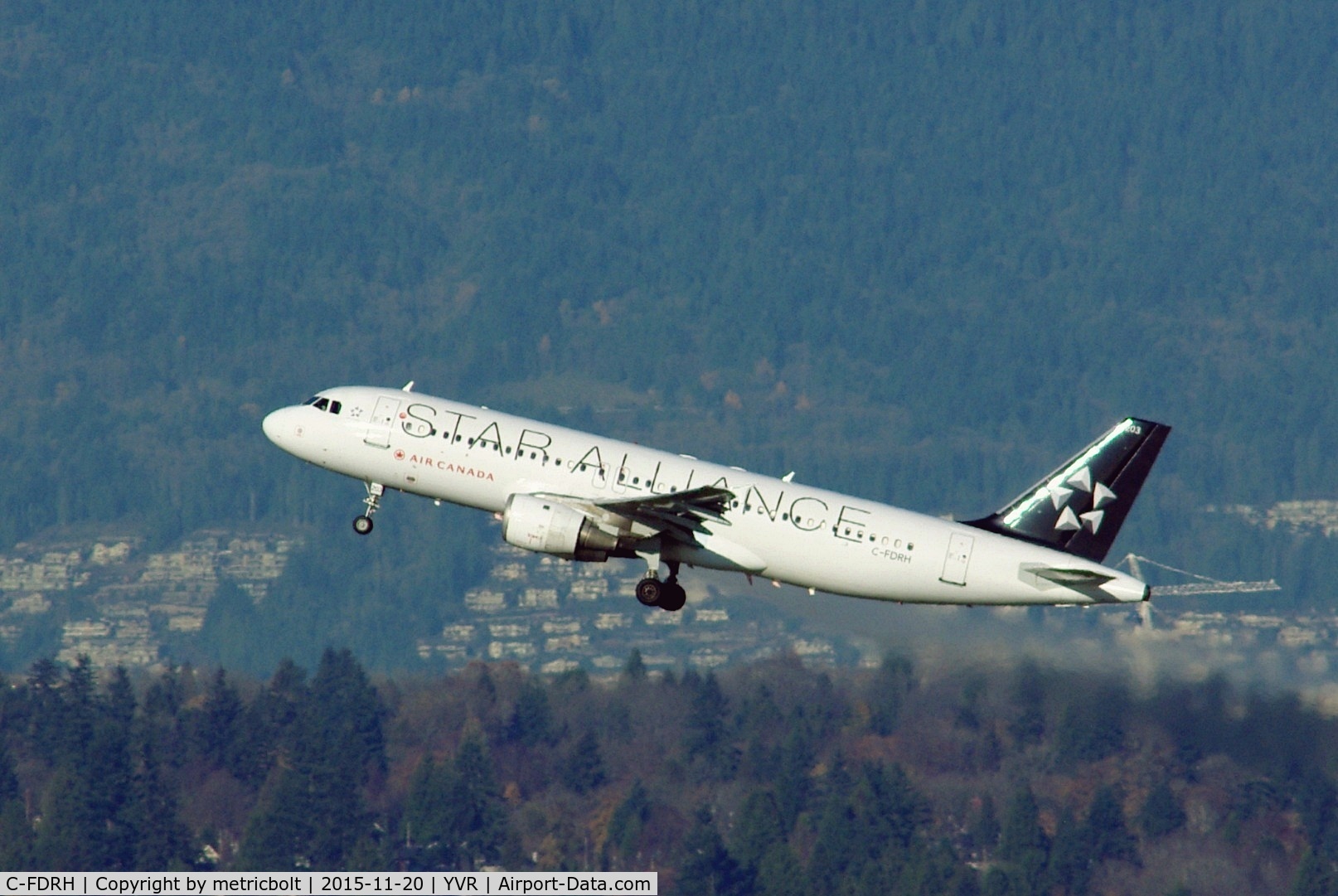 C-FDRH, 1989 Airbus A320-211 C/N 073, Departure from YVR