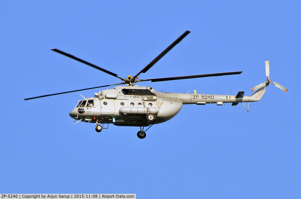 ZP-5240, Mil Mi-17-1V C/N 356M300, Flying over Mussoorie.