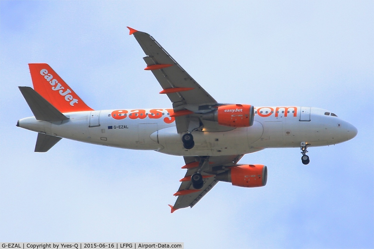 G-EZAL, 2006 Airbus A319-111 C/N 2754, Airbus A319-111, Short approach rwy 08R, Roissy Charles De Gaulle Airport (LFPG-CDG)