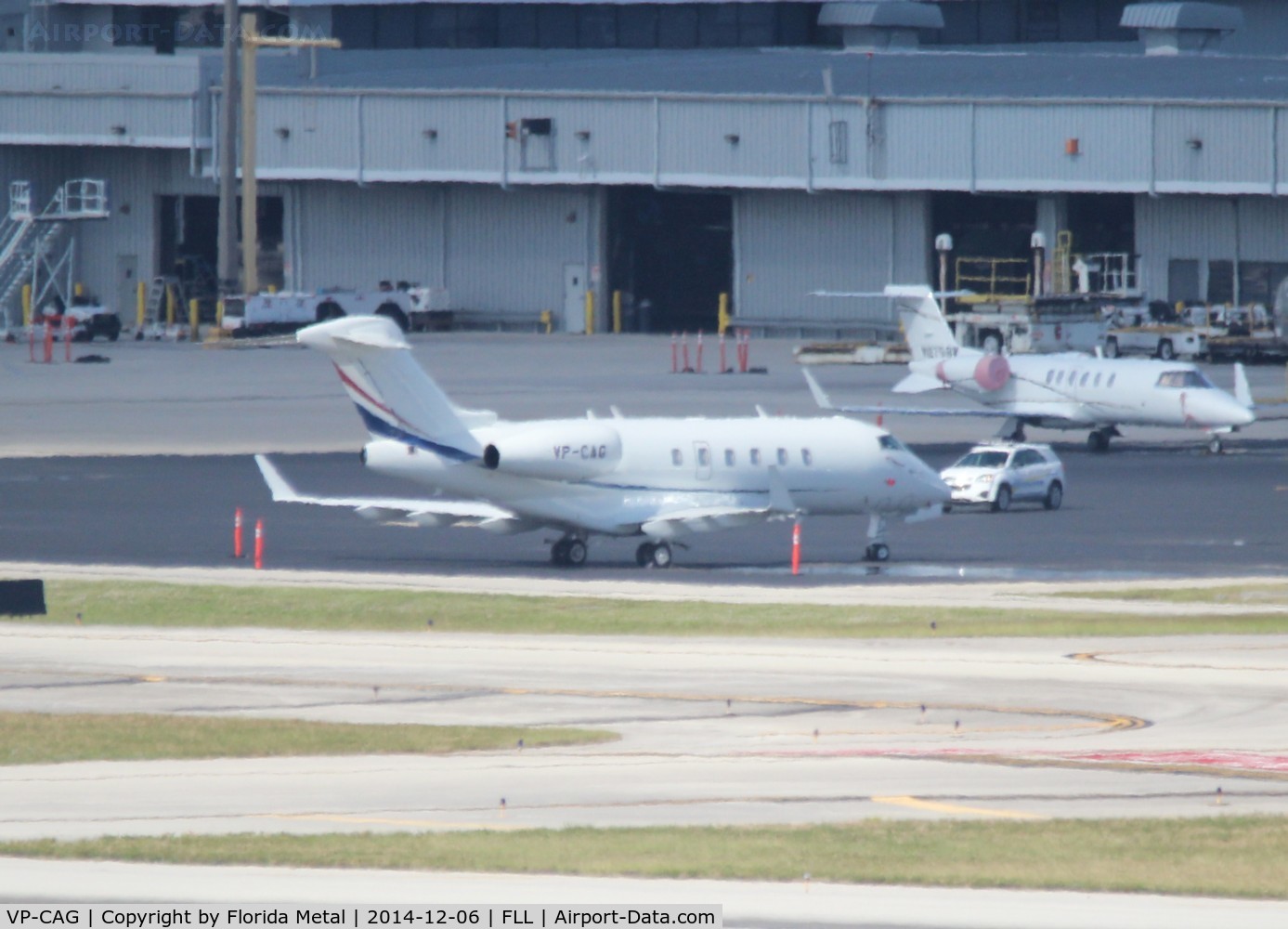 VP-CAG, 2013 Bombardier Challenger 300 (BD-100-1A10) C/N 20388, Challenger 300