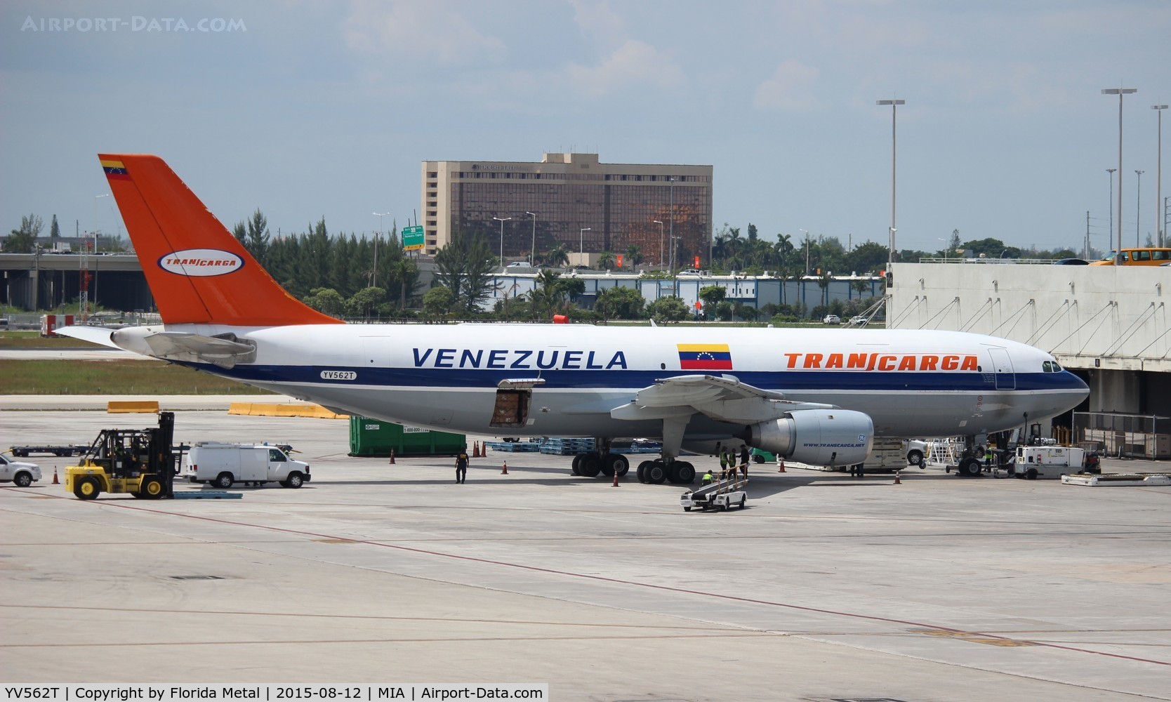 YV562T, 1983 Airbus A300B4-203(F) C/N 274, Transcarga Venezuela in VIASA's retro colors