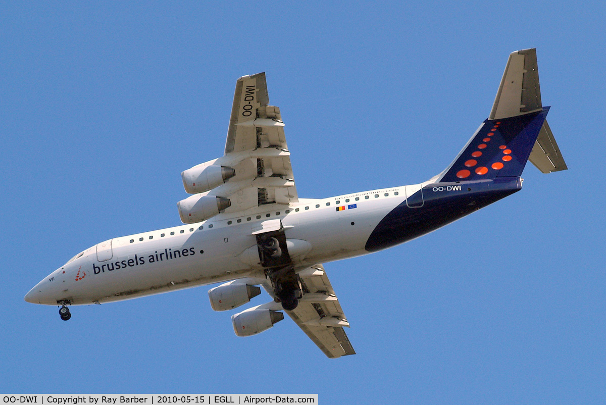 OO-DWI, 1999 British Aerospace Avro 146-RJ100 C/N E3342, BAe 146-RJ100 [E3342] (Brussels Airlines) Home~G 15/05/2010. On approach 27R.