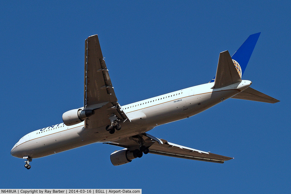 N648UA, 1992 Boeing 767-322ER C/N 25285, Boeing 767-322ER [25285] (United Airlines) Home~G 16/03/2014. On approach 27R.