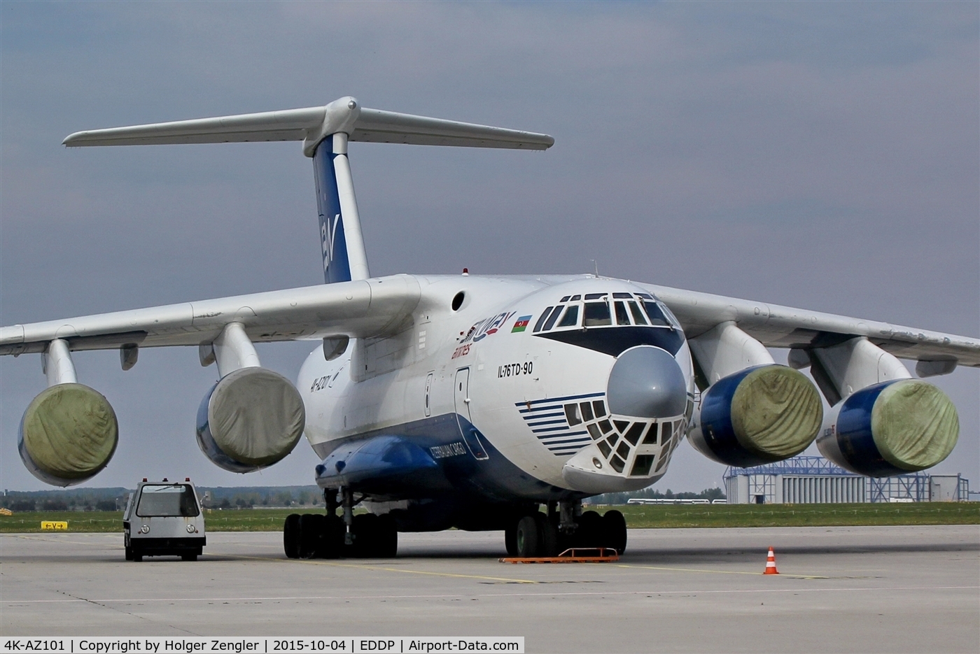 4K-AZ101, 1997 Ilyushin Il-76TD-90VD C/N 1063420716, Waiting for a new task on apon 2....