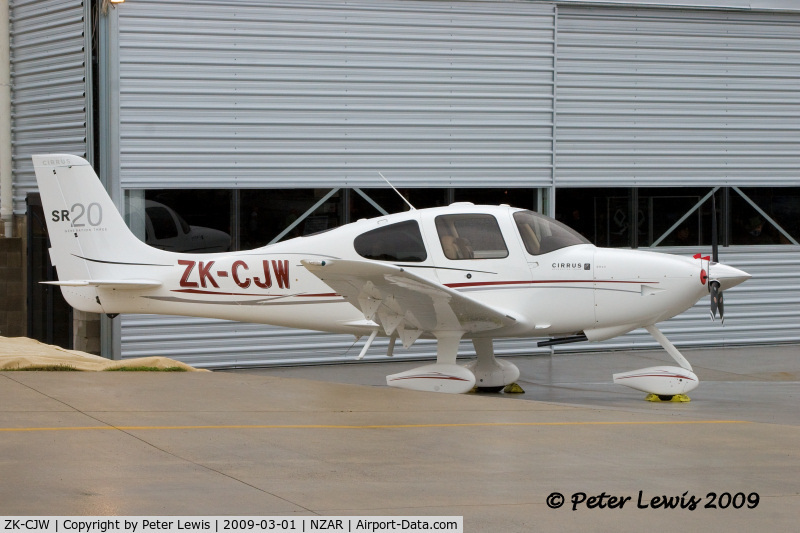 ZK-CJW, Cirrus SR20 G3 C/N 2006, C J & S E Wade Family Trust, Hamilton