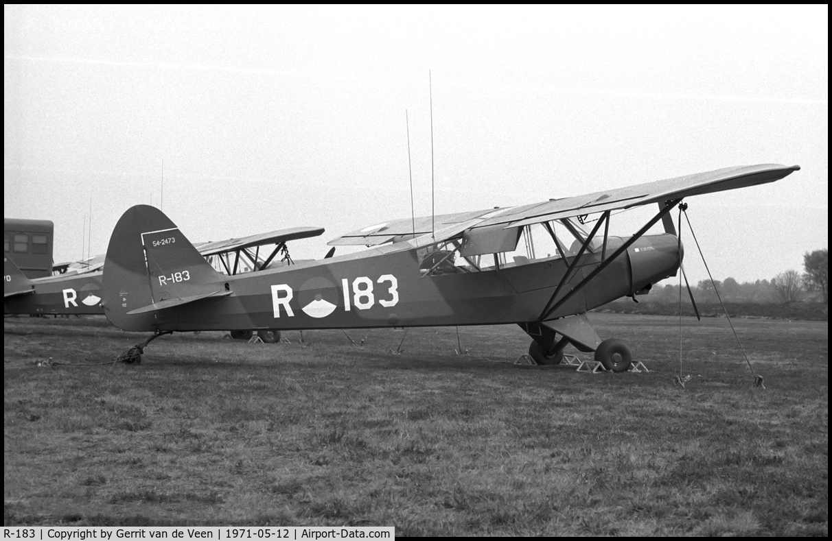 R-183, 1954 Piper L-21B Super Cub (PA-18-135) C/N 18-3873, at Ermelo LAS