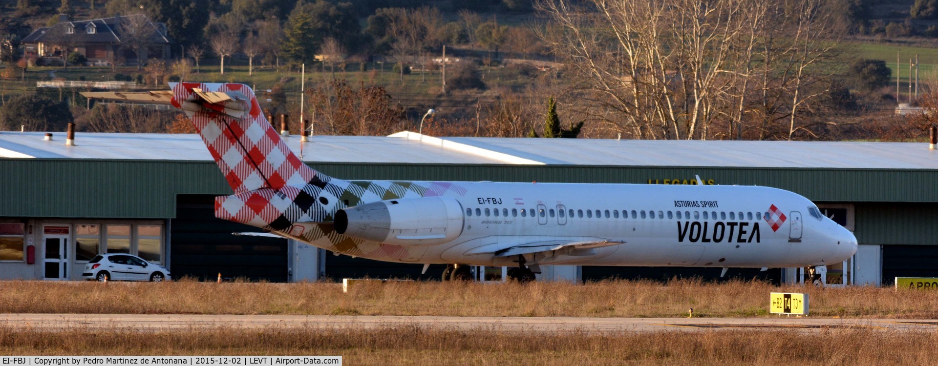 EI-FBJ, 2003 Boeing 717-200 C/N 55177, Foronda - Vitoria-Gasteiz - España