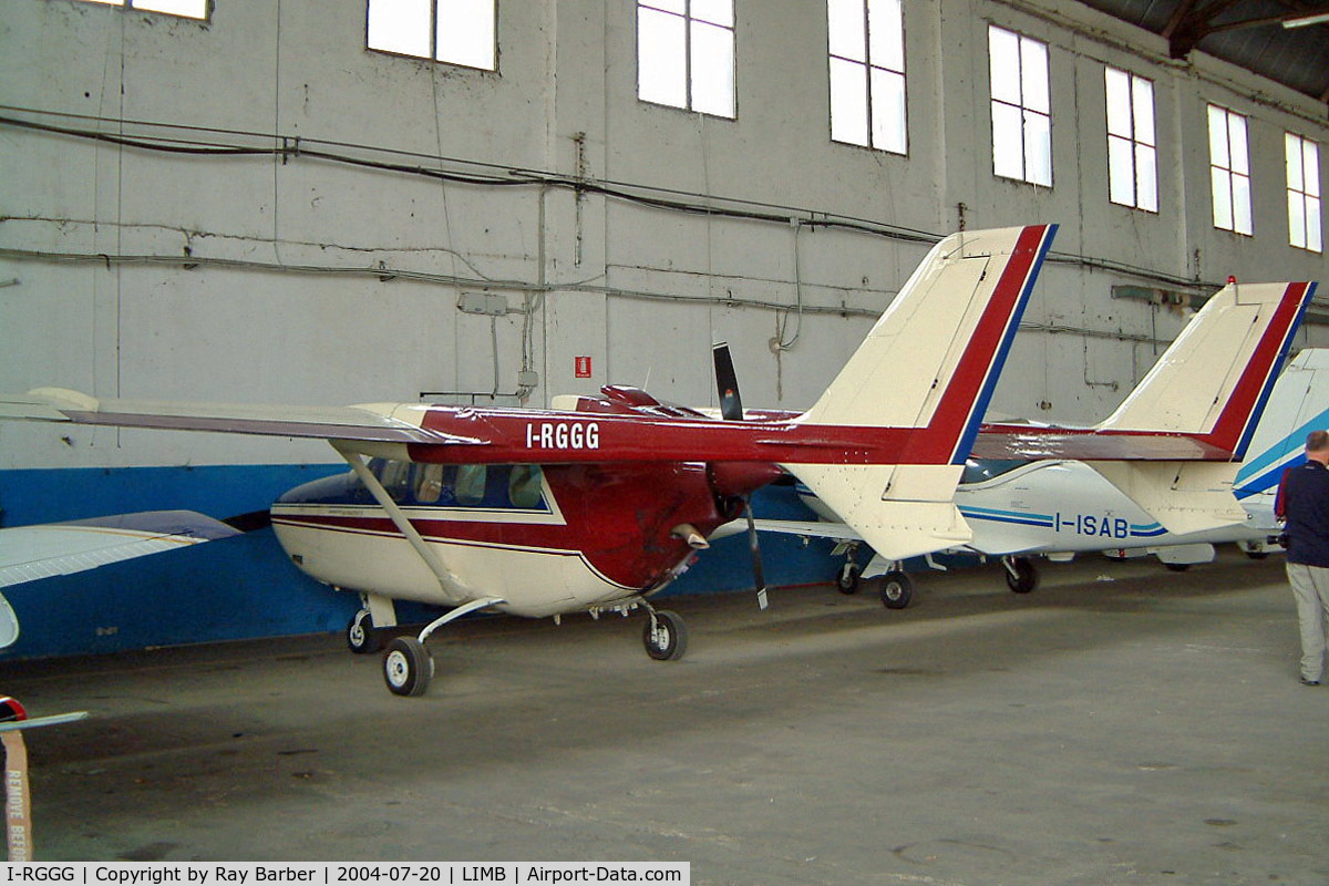 I-RGGG, Cessna T337G Turbo Super Skymaster C/N P3370285, Cessna T.337G Super Skymaster [P337-0285] Milan-Bresso~I 20/07/2004