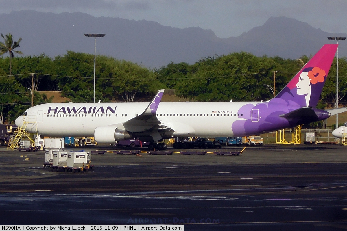 N590HA, 2002 Boeing 767-3CB C/N 33467, At Honolulu