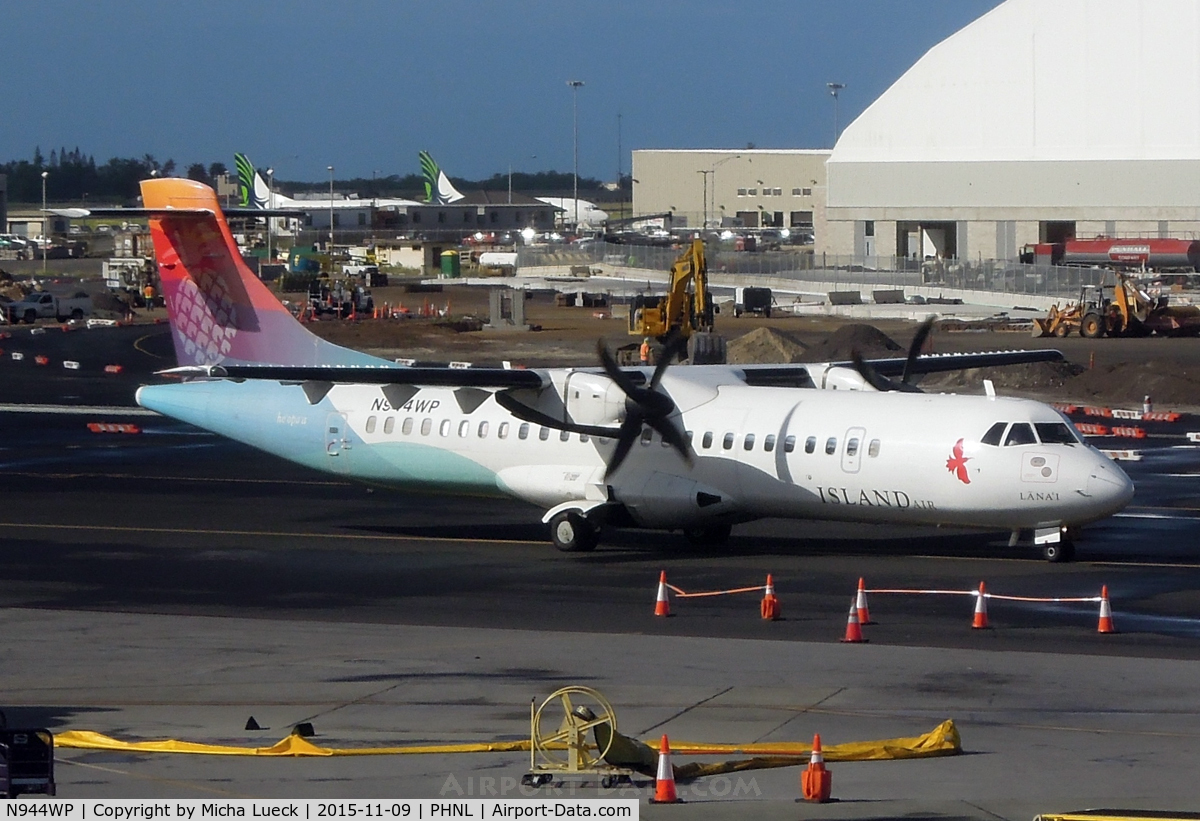 N944WP, Aerospatiale ATR 72-212 C/N 345, At Honolulu