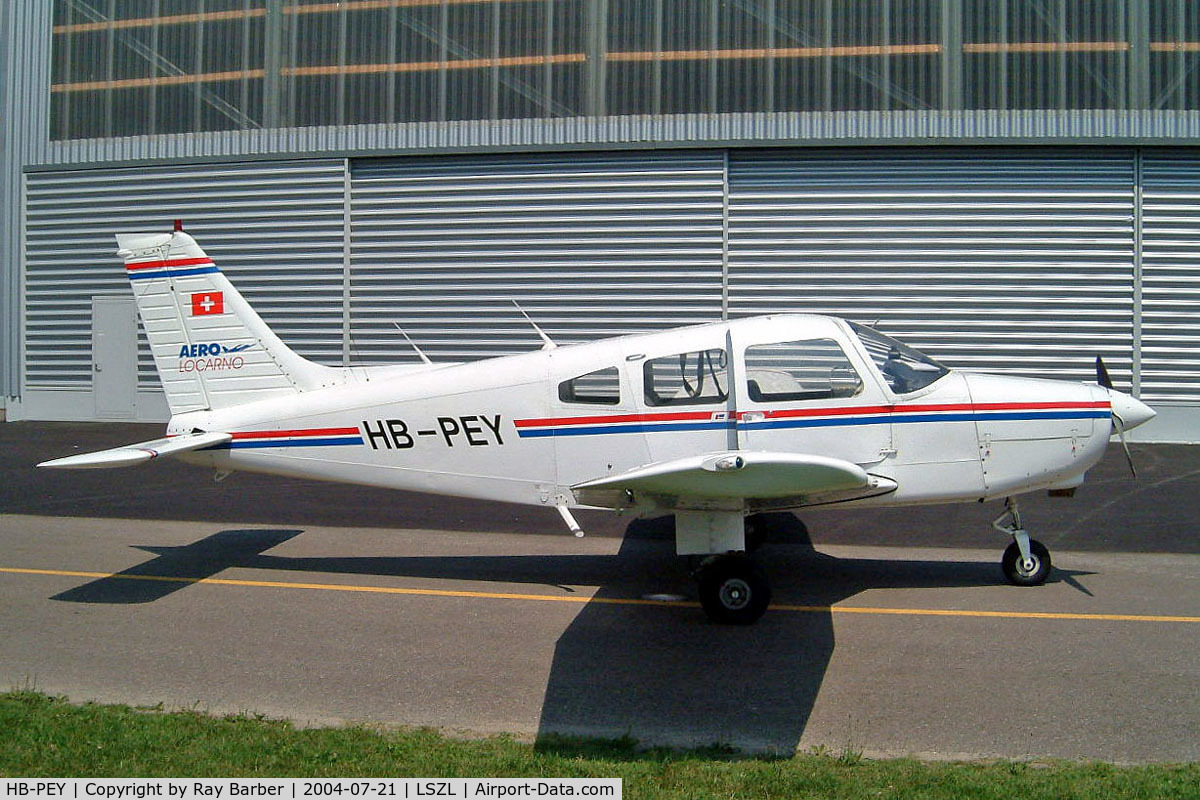HB-PEY, 1980 Piper PA-28-161 Warrior II C/N 28-8016323, Piper PA-28-161 Warrior II [28-8016323] Locarno~HB 21/07/2004