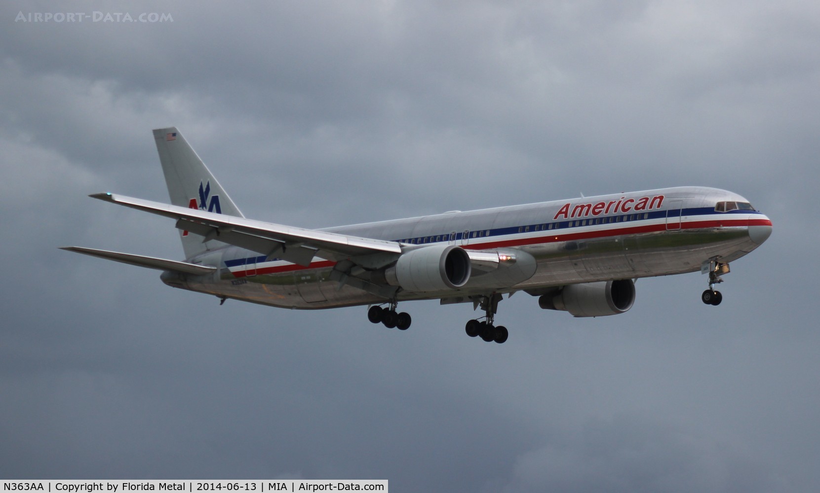 N363AA, 1988 Boeing 767-323 C/N 24044, American