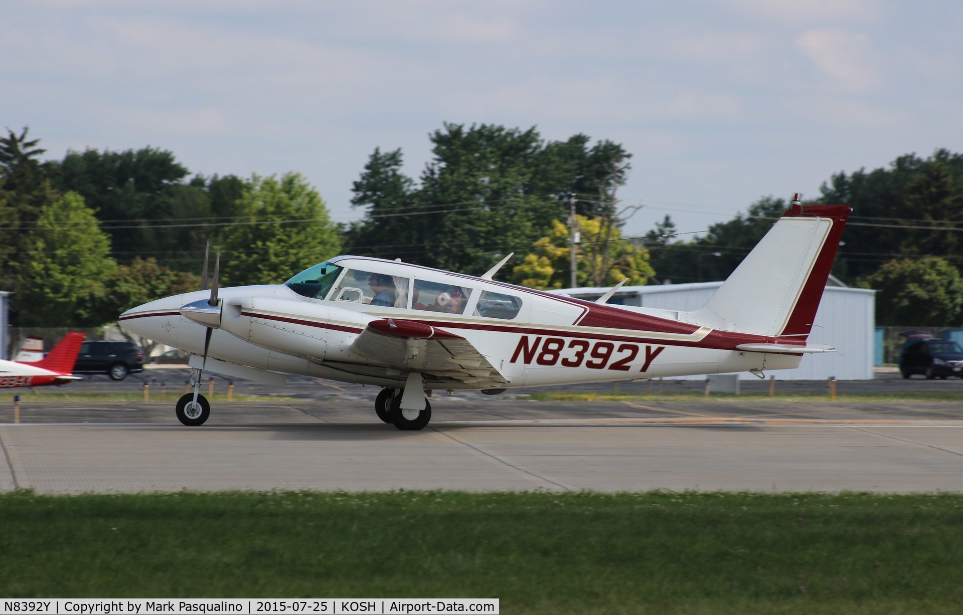 N8392Y, 1967 Piper PA-30 Twin Comanche Twin Comanche C/N 30-1547, Piper PA-30