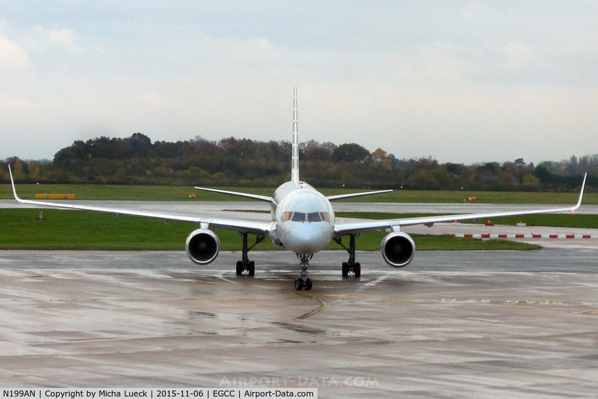 N199AN, 2001 Boeing 757-223 C/N 32393, At Manchester