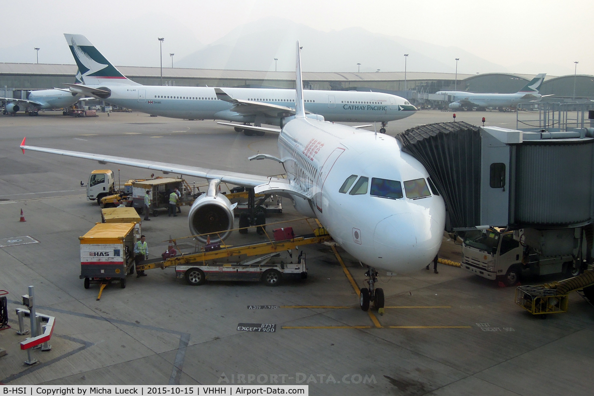 B-HSI, 1999 Airbus A320-232 C/N 0930, At Hong Kong