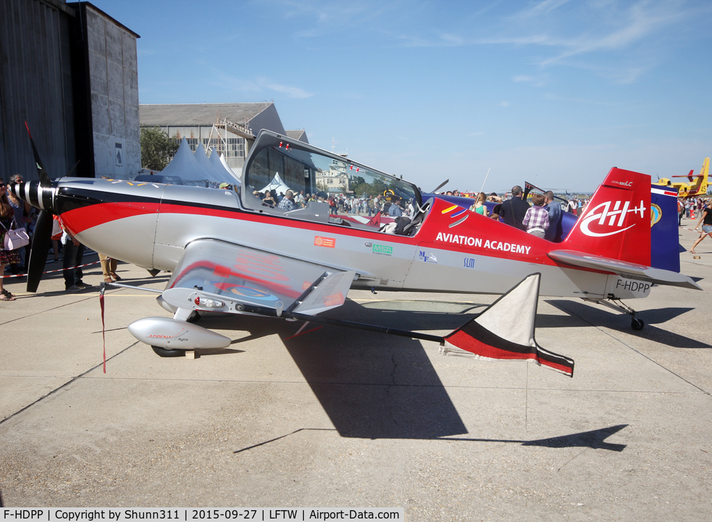F-HDPP, Extra EA-300L C/N 1303, Exhibited during FNI Airshow 2015