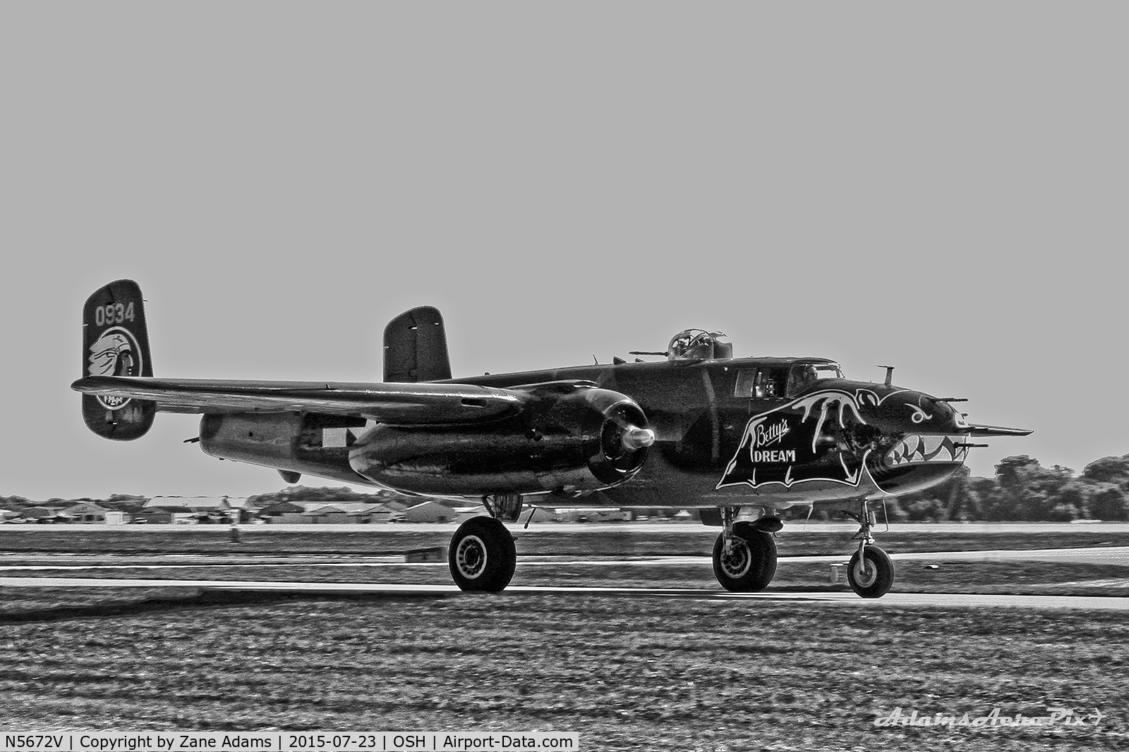 N5672V, 1945 North American B-25J Mitchell Mitchell C/N 108-47686, 2015 EAA AirVenture - Oshkosh, Wisconsin
