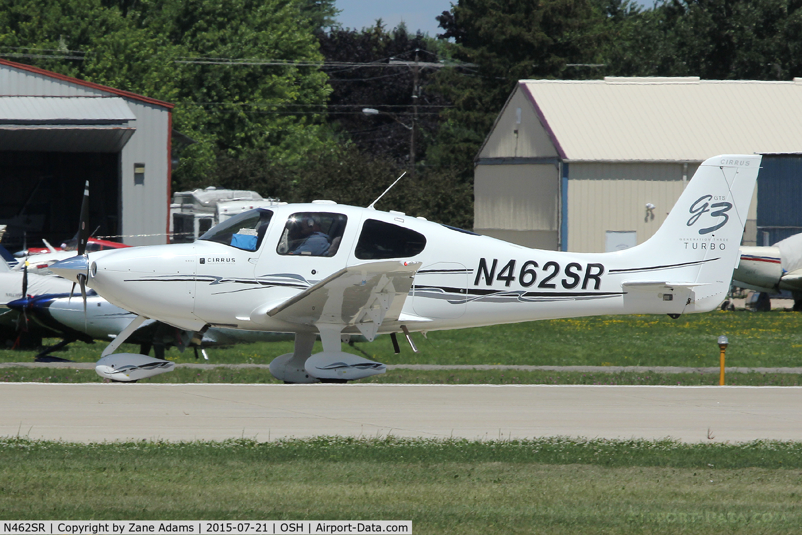 N462SR, 2007 Cirrus SR22 C/N 2495, 2015 - EAA AirVenture - Oshkosh Wisconsin.