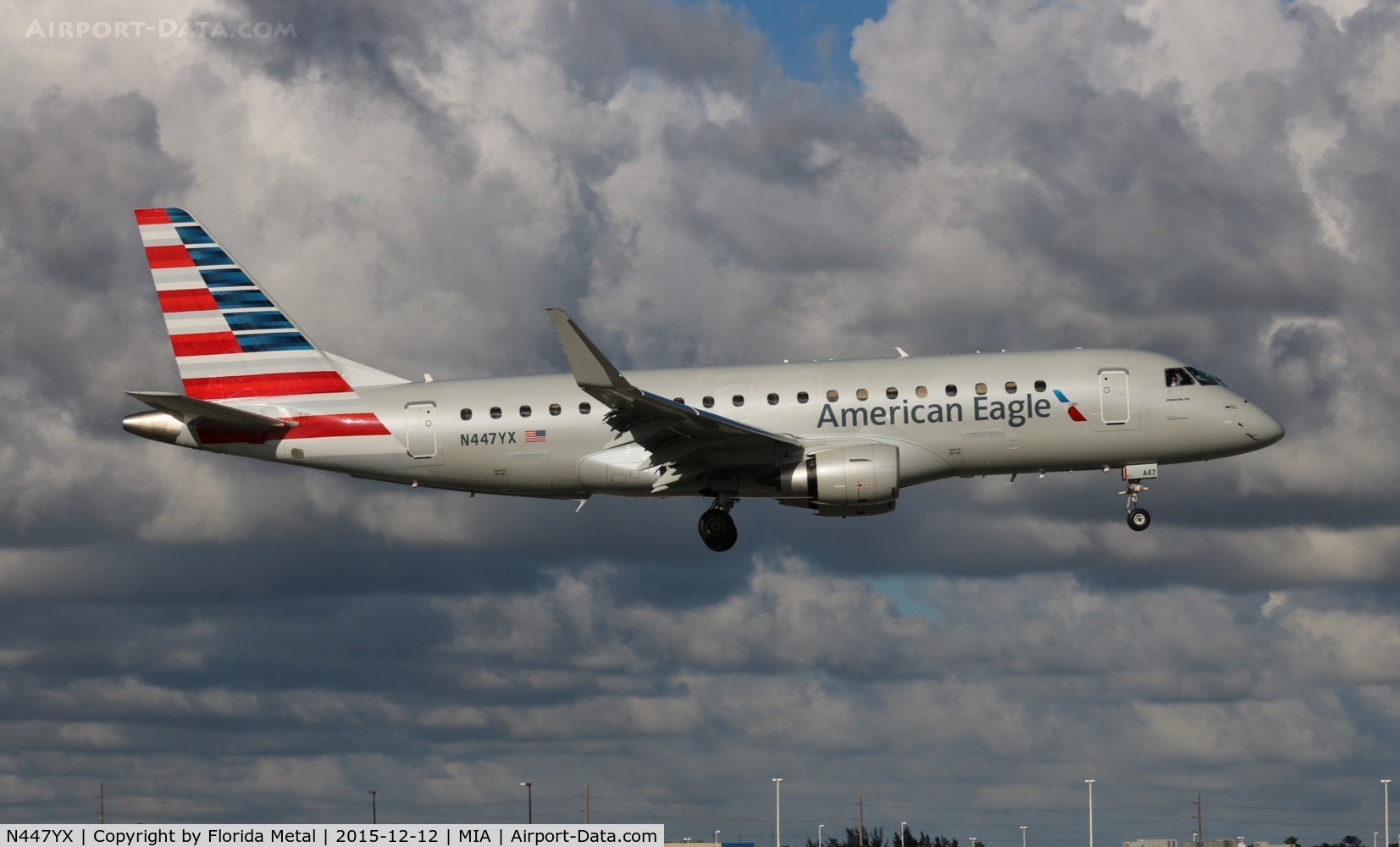 N447YX, 2015 Embraer 175LR (ERJ-170-200LR) C/N 17000463, American Eagle