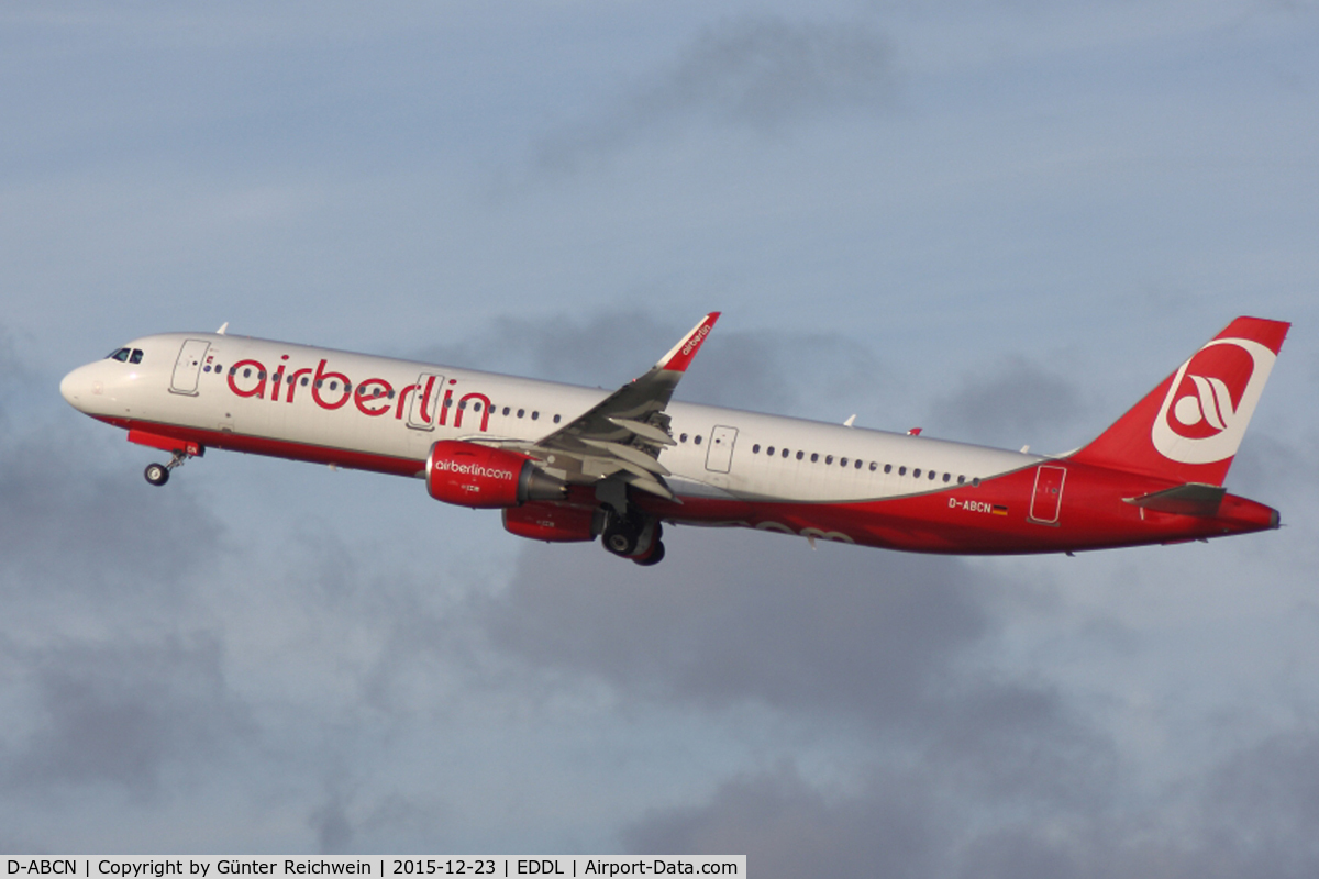 D-ABCN, 2015 Airbus A321-211 C/N 6454, Climbing