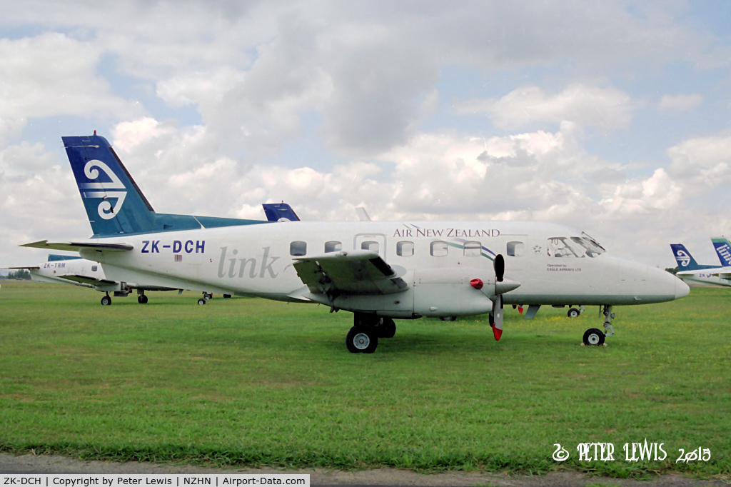 ZK-DCH, 1981 Embraer EMB-110P1 Bandeirante C/N 110.364, Eagle Airways Ltd., Hamilton 2003