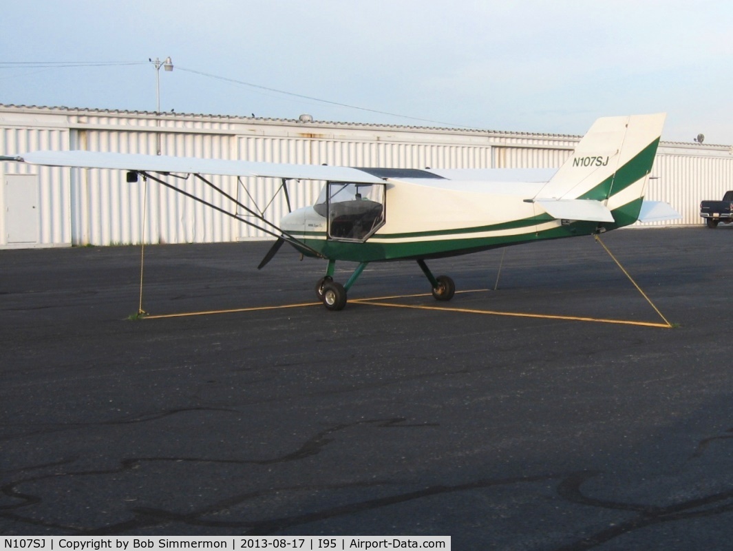 N107SJ, Rans S-6S Coyote II C/N 07041601, On the ramp at Kenton, Ohio