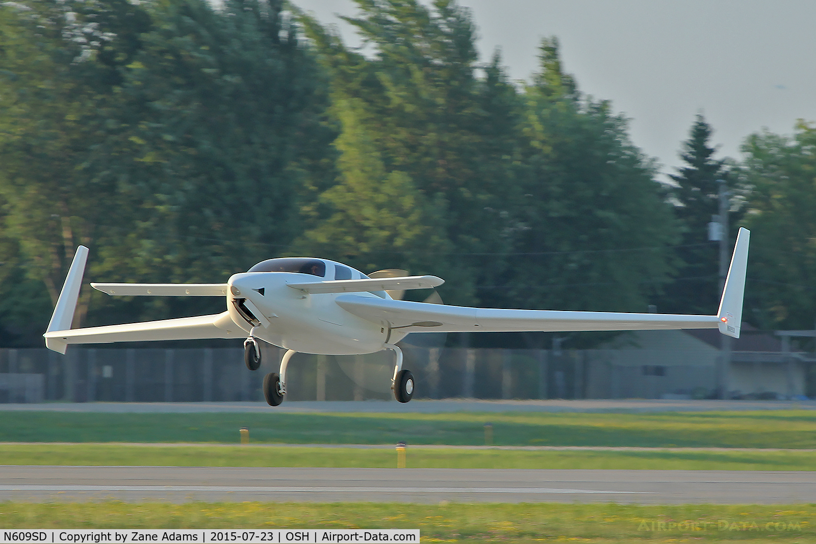 N609SD, 2003 Velocity Velocity XL RG C/N 3RX088, 2015 EAA AirVenture - Oshkosh, Wisconsin