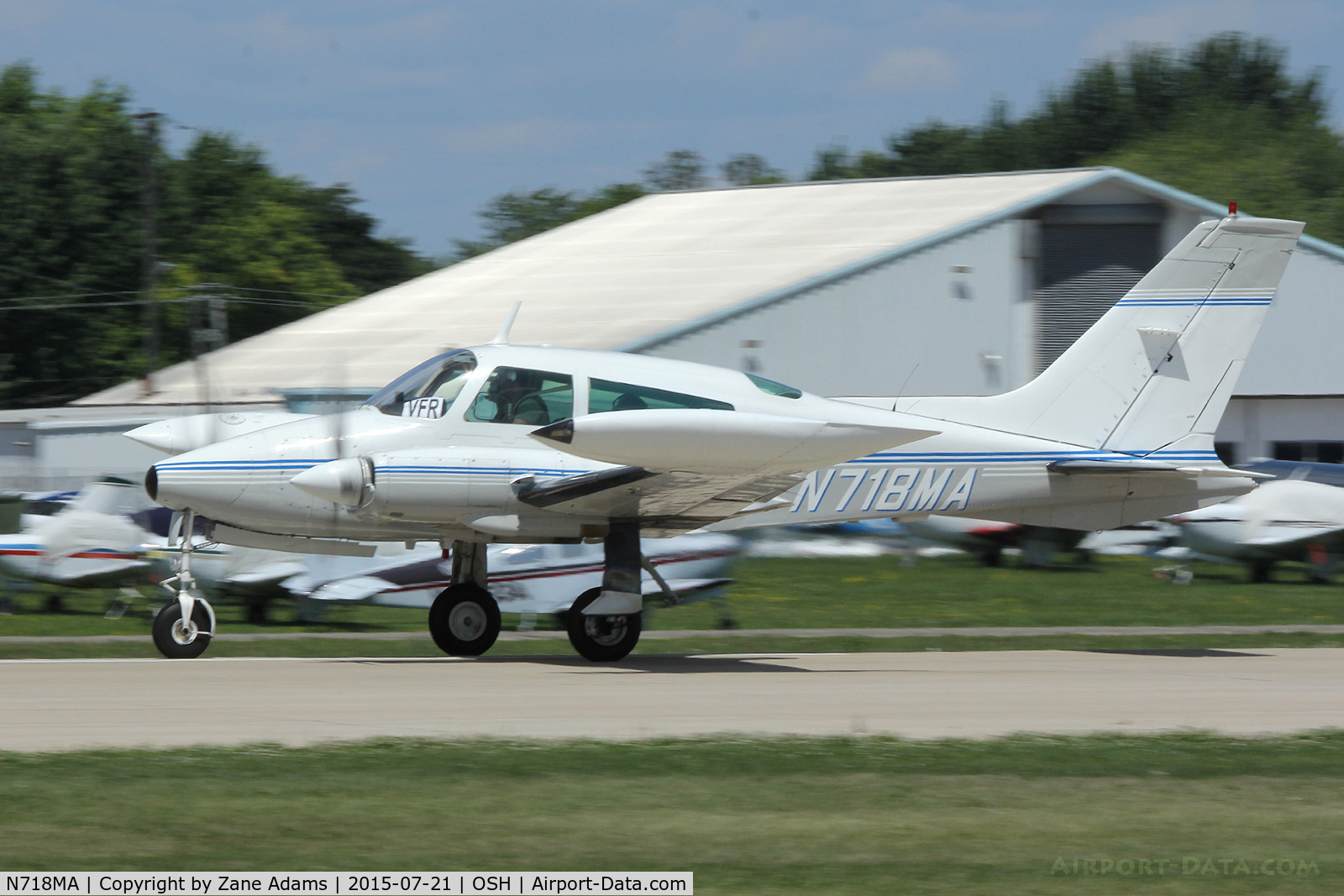 N718MA, 1974 Cessna 310Q C/N 310Q1153, 2015 EAA AirVenture - Oshkosh, Wisconsin