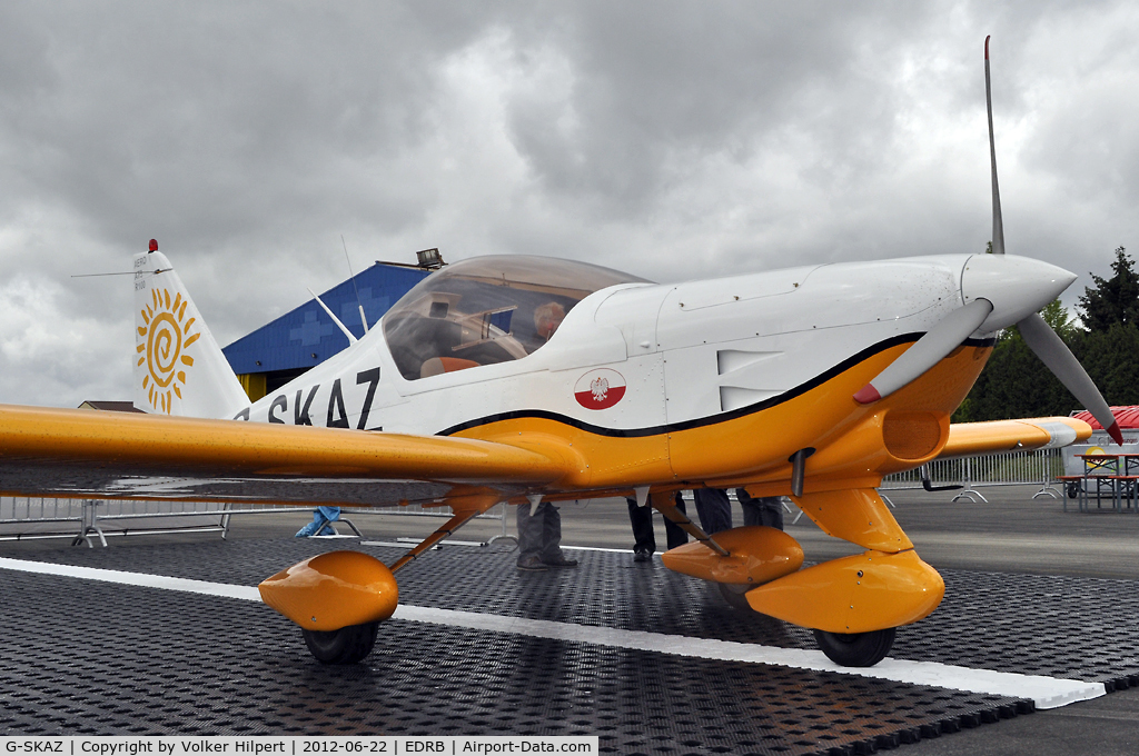 G-SKAZ, 2010 Aero AT-3 R100 C/N AT3-055, at BBJ