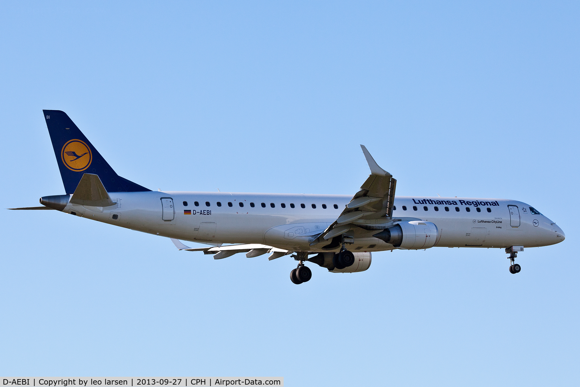 D-AEBI, 2011 Embraer 195LR (ERJ-190-200LR) C/N 19000464, Copenhagen 27.9.13