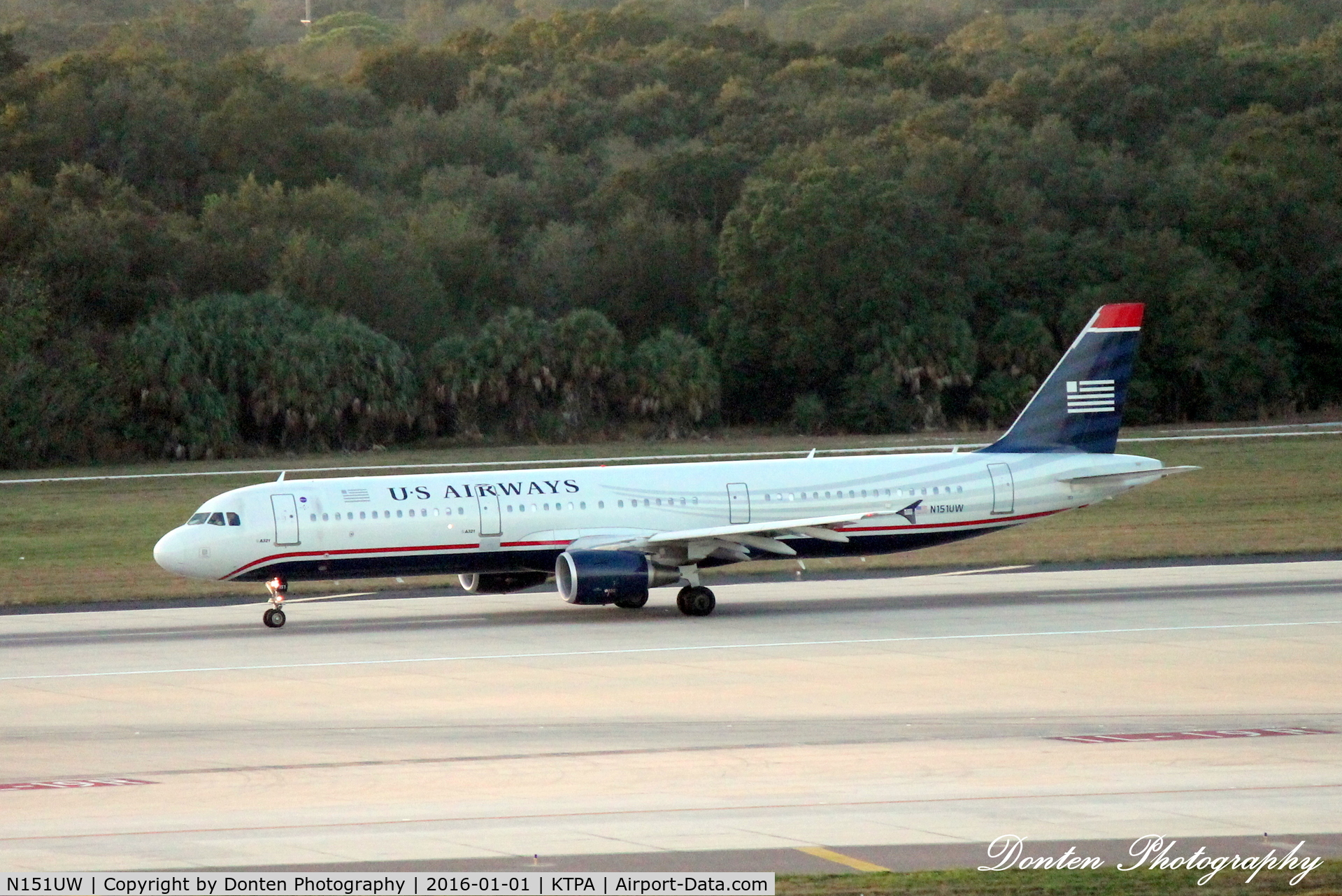 N151UW, 2013 Airbus A321-211 C/N 5513, American Flight 1851 (N151UW) departs Tampa International Airport enroute to Charlotte-Douglas International Airport