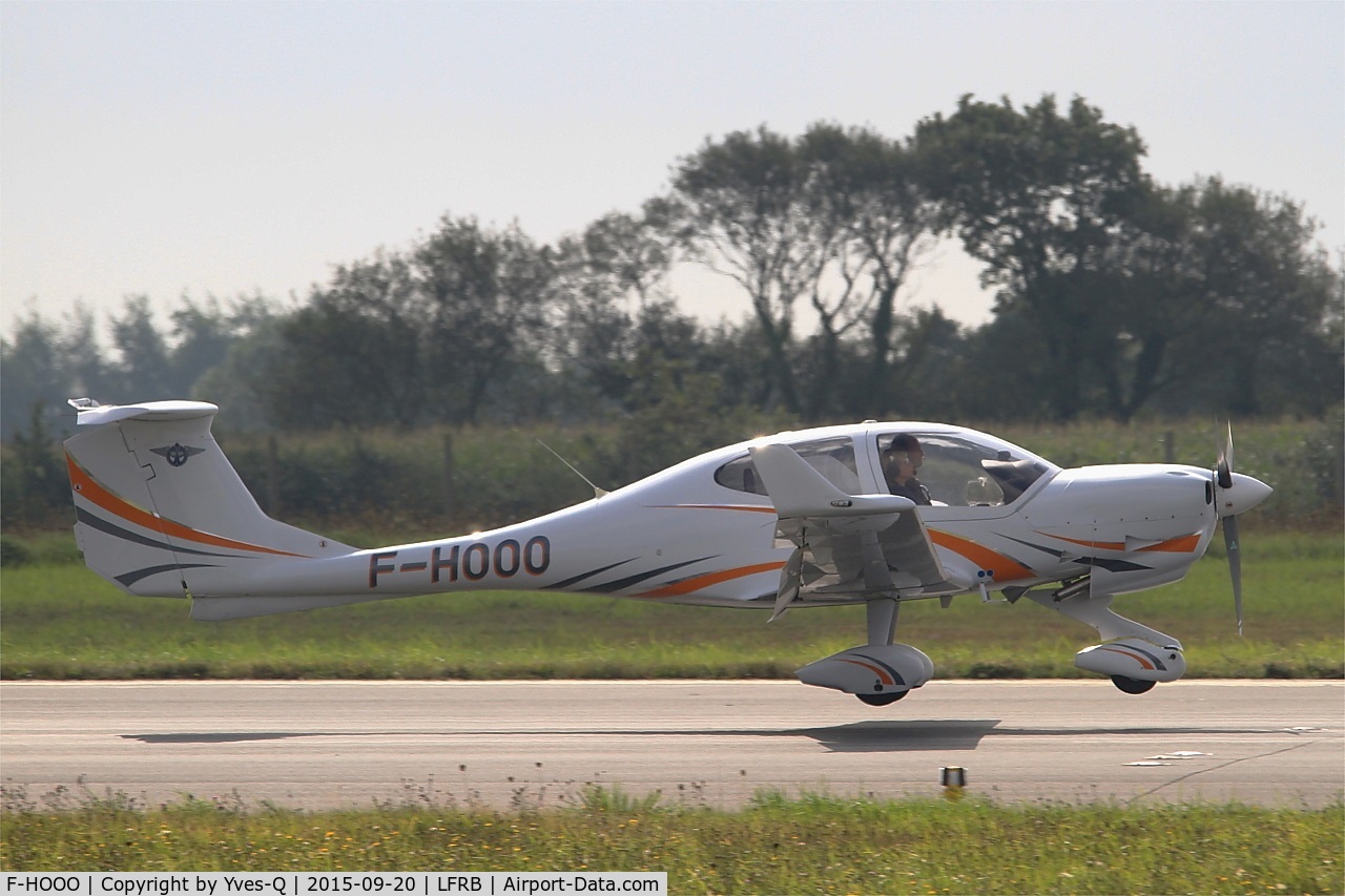 F-HOOO, 2013 Diamond DA-40 Diamond Star C/N D4.144, Diamond DA-40 Diamond Star, Landing rwy 25L, Brest-Bretagne Airport (LFRB-BES)