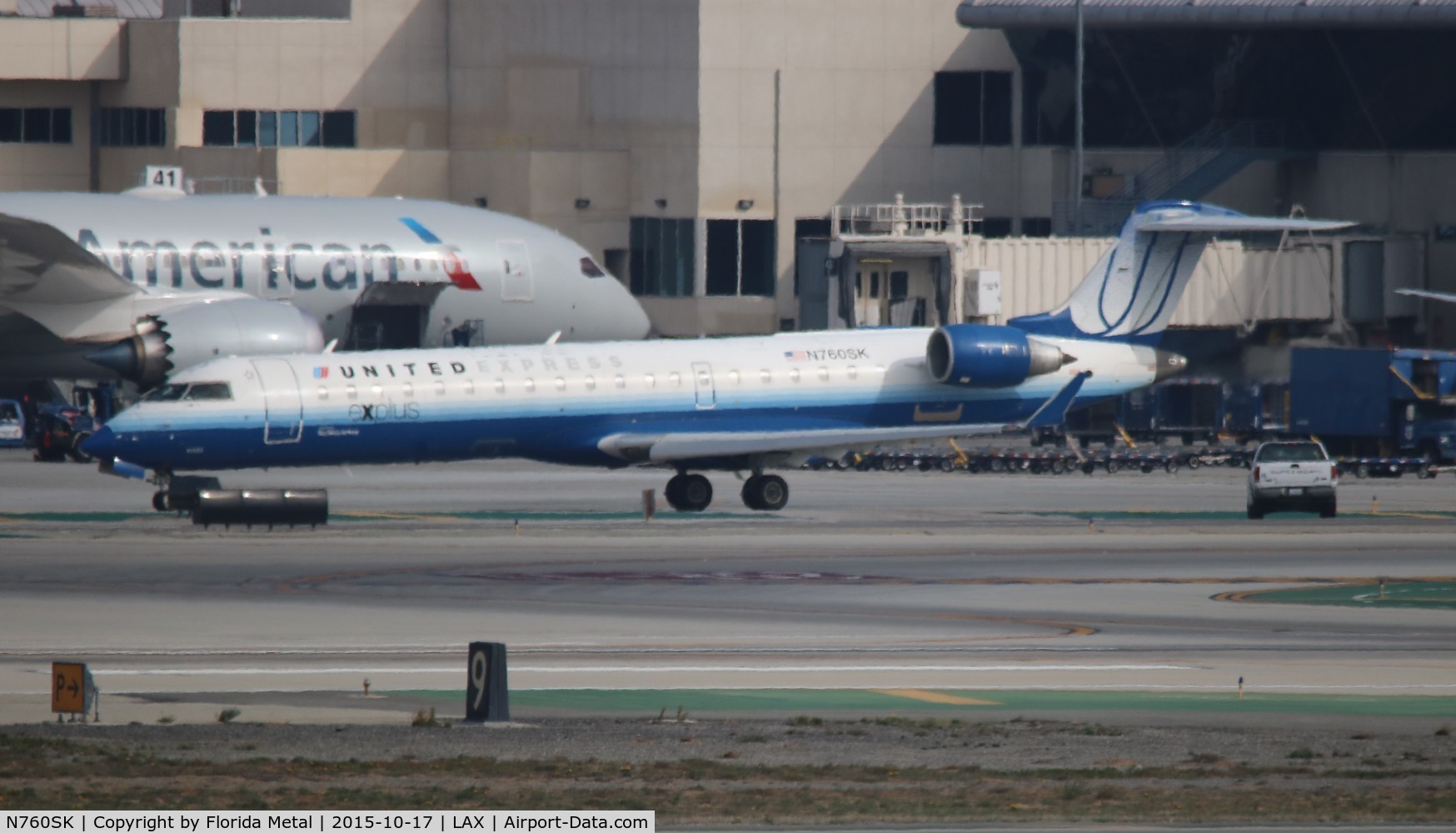 N760SK, 2005 Bombardier CRJ-701ER (CL-600-2C10) Regional Jet C/N 10223, United Express