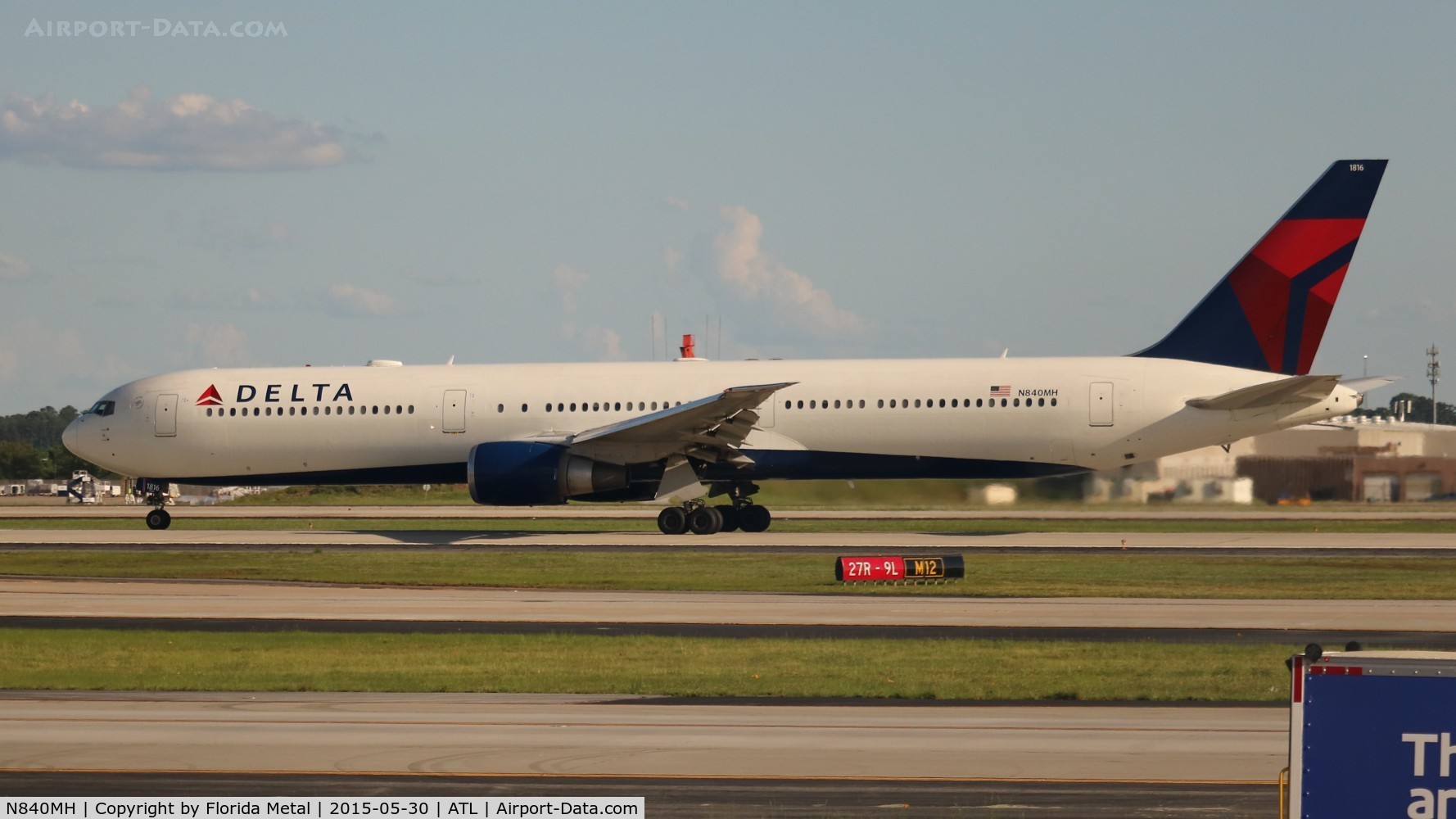 N840MH, 2001 Boeing 767-432/ER C/N 29718, Delta