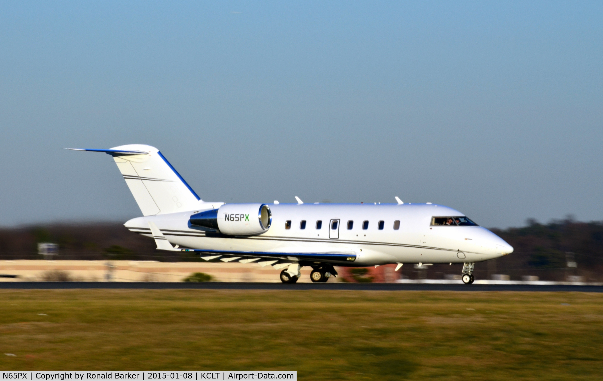 N65PX, 2009 Bombardier Challenger 604 (CL-600-2B16) C/N 5804, Takeoff CLT