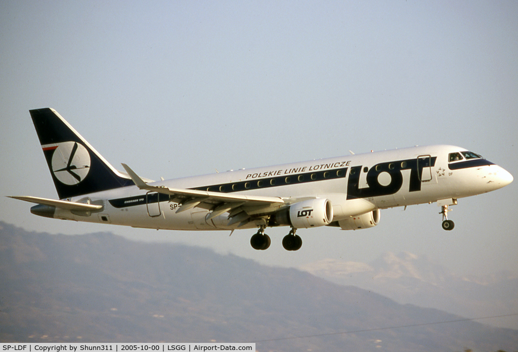 SP-LDF, 2004 Embraer 170ST (ERJ-170-100ST) C/N 17000035, Landing rwy 23