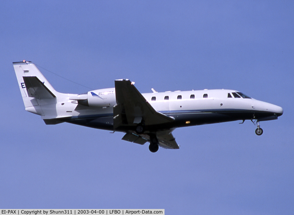 EI-PAX, 2002 Cessna 560XL Citation Excel C/N 560-5228, Landing rwy 15R