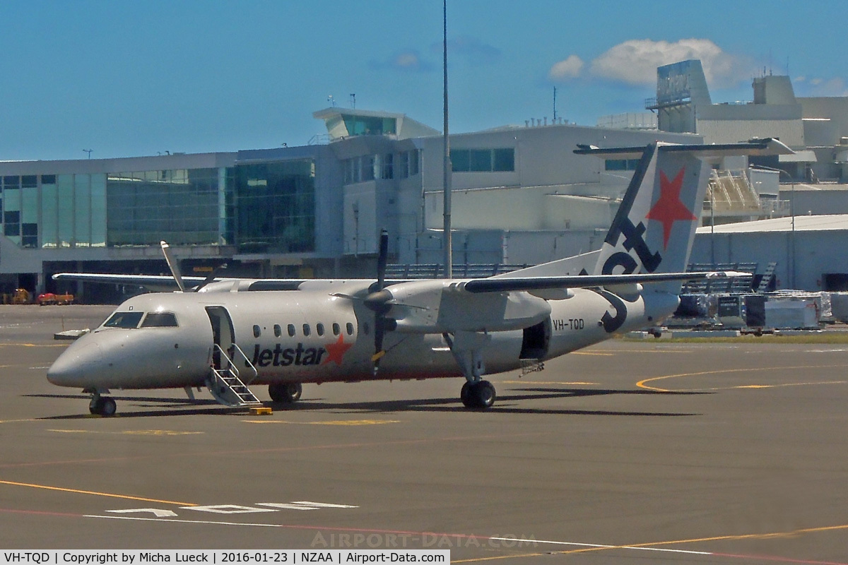 VH-TQD, 2004 De Havilland Canada DHC-8-315 Dash 8 C/N 598, At Auckland