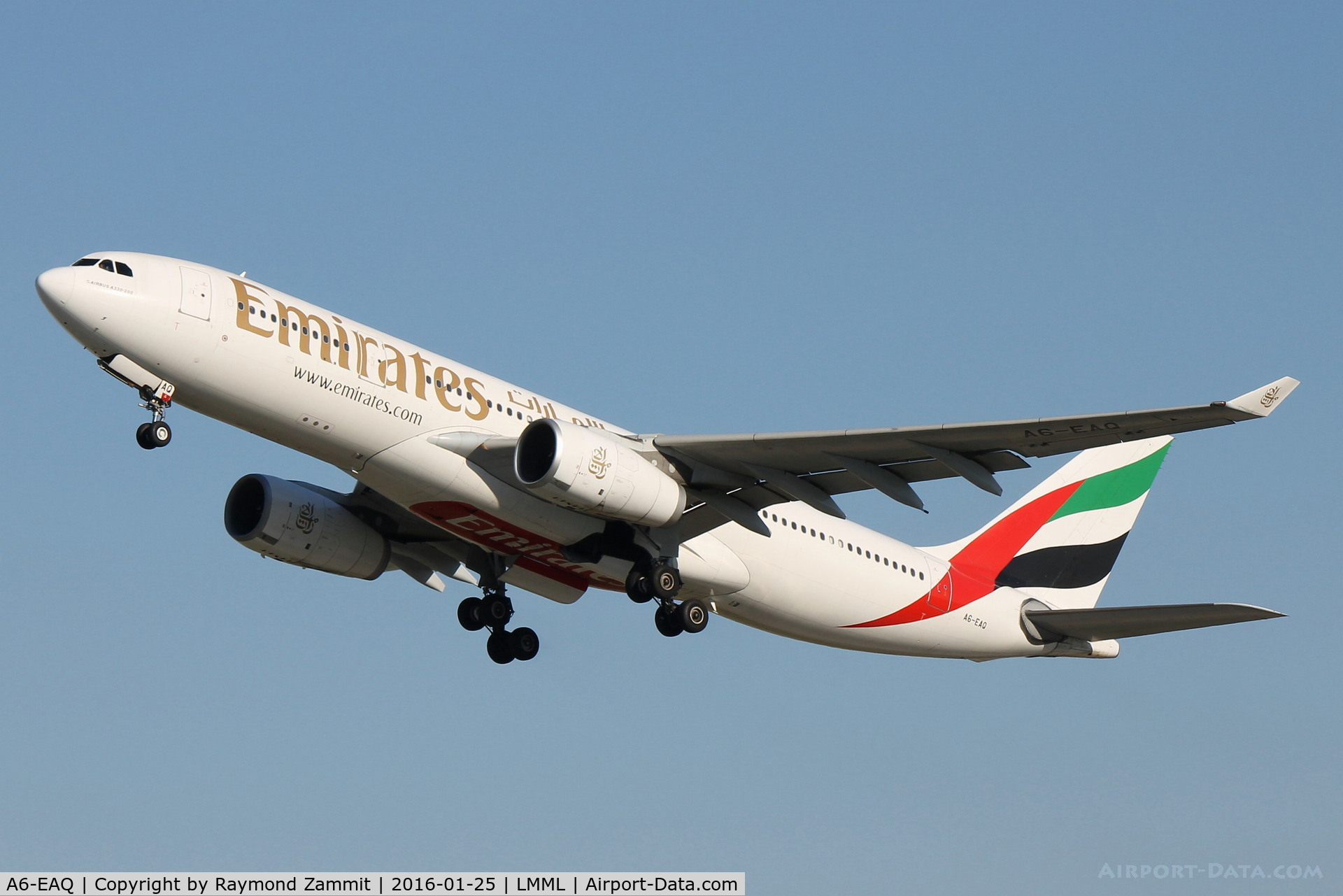 A6-EAQ, 2003 Airbus A330-243 C/N 518, A330 A6-EAQ Emirates Airlines