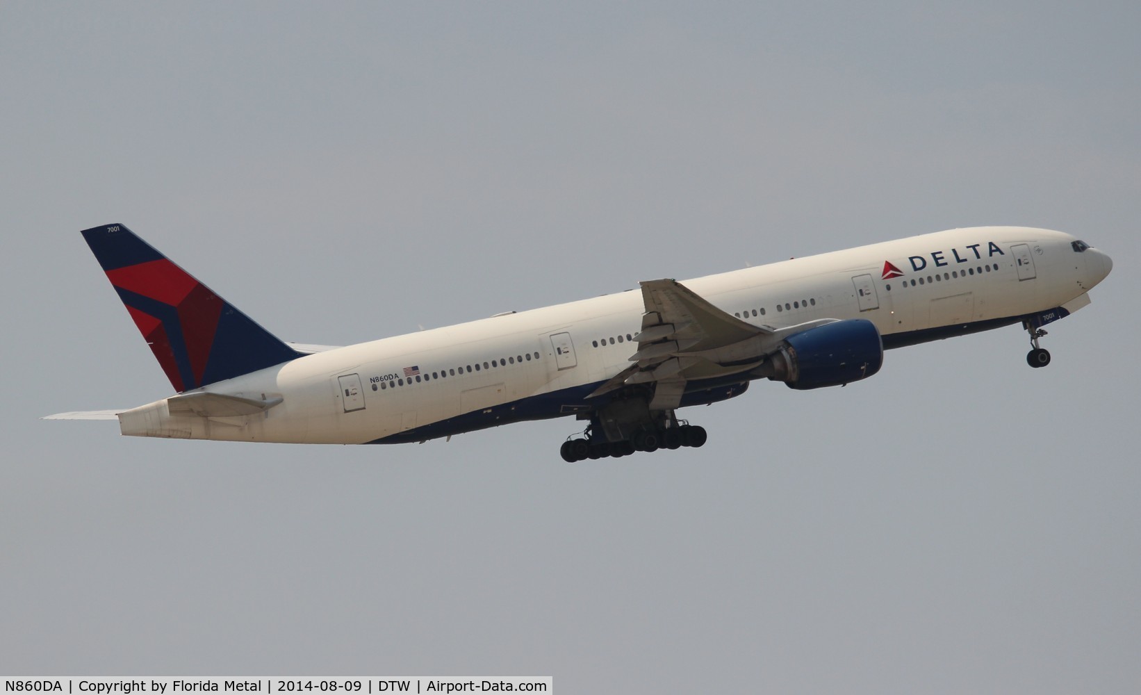 N860DA, 1999 Boeing 777-232 C/N 29951, Delta