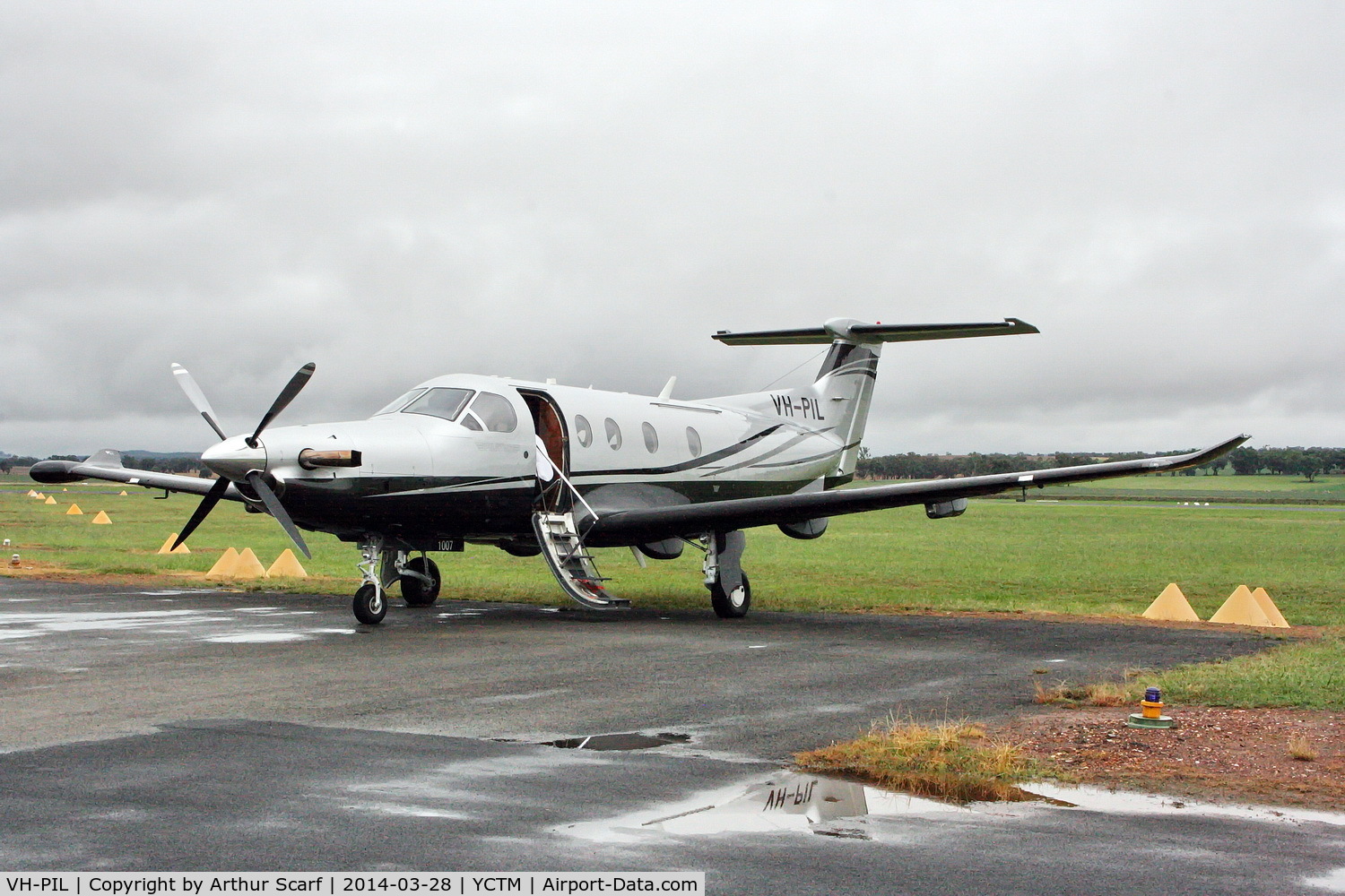 VH-PIL, 2015 Pilatus PC-12/47E C/N 1389, VH-PIL Cootamundra NSW 2014