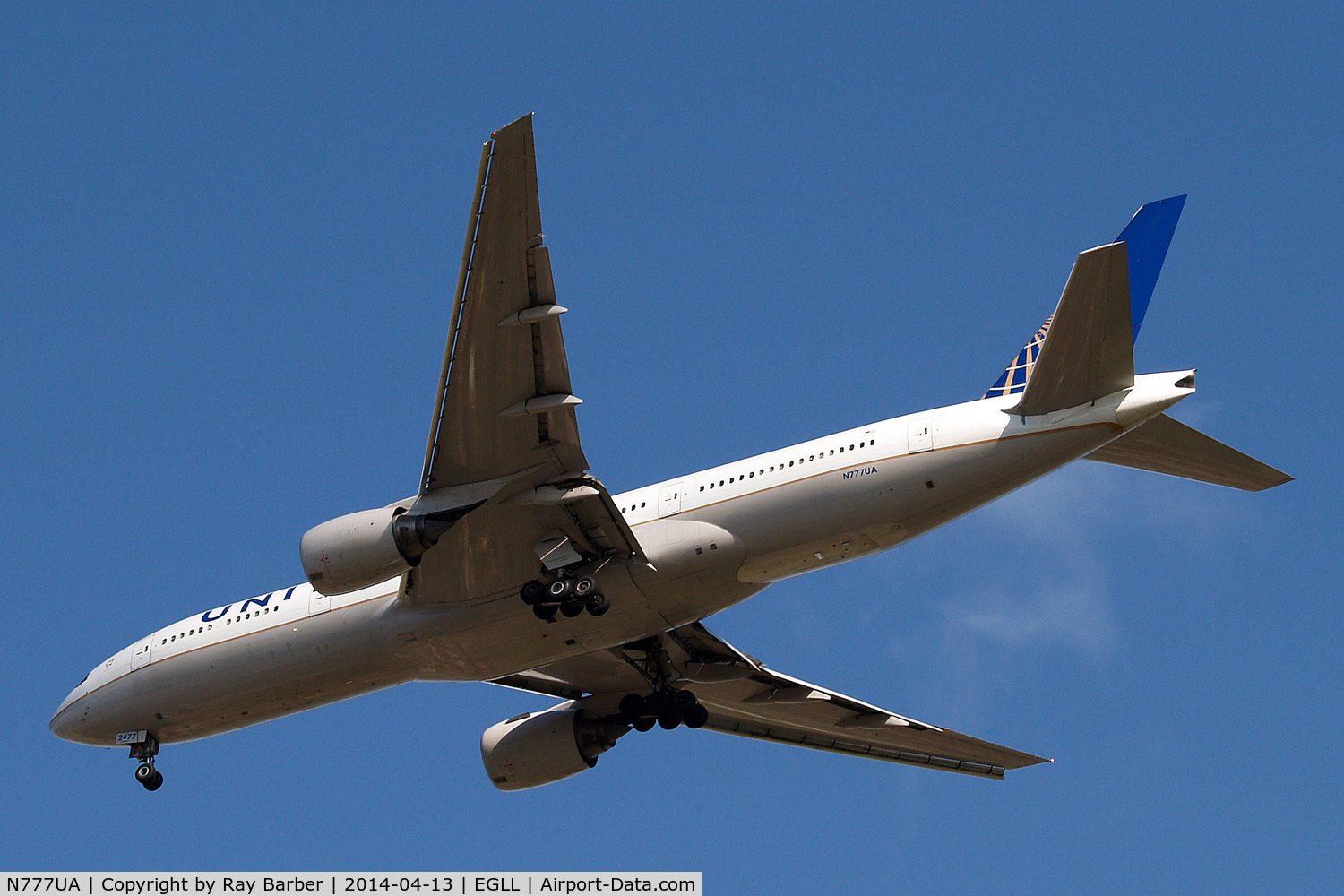 N777UA, 1995 Boeing 777-222 C/N 26916, Boeing 777-222 [26916] (United Airlines) Home~G 13/04/2014. On approach 27R.