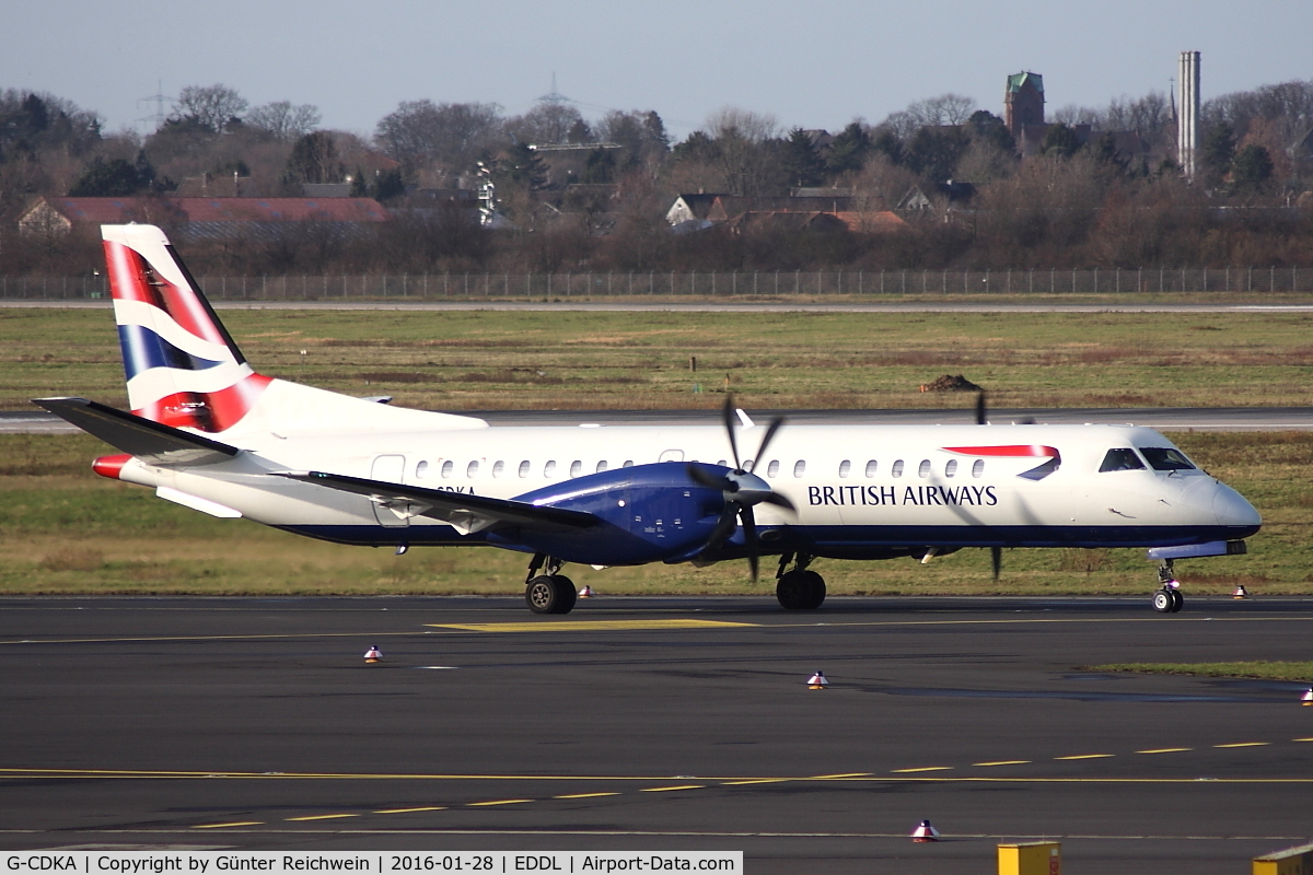 G-CDKA, 1993 Saab 2000 C/N 2000-006, Taxiing