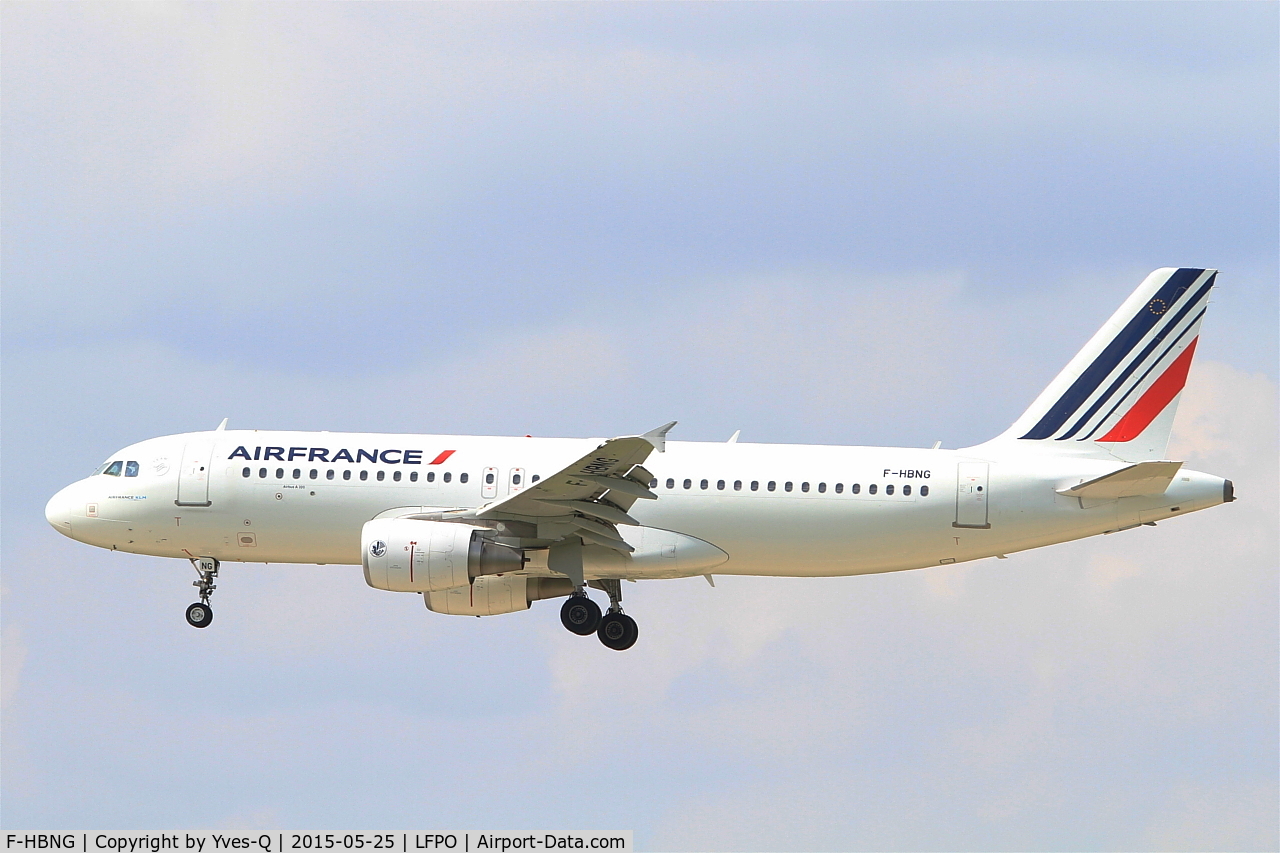 F-HBNG, 2011 Airbus A320-214 C/N 4747, Airbus A320-214, Short approach rwy 26, Paris-Orly Airport (LFPO-ORY)